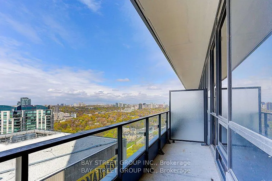 Photo 3 of Unit 2802, 395 Bloor Street E, Toronto, North St. James Town — HOMEH