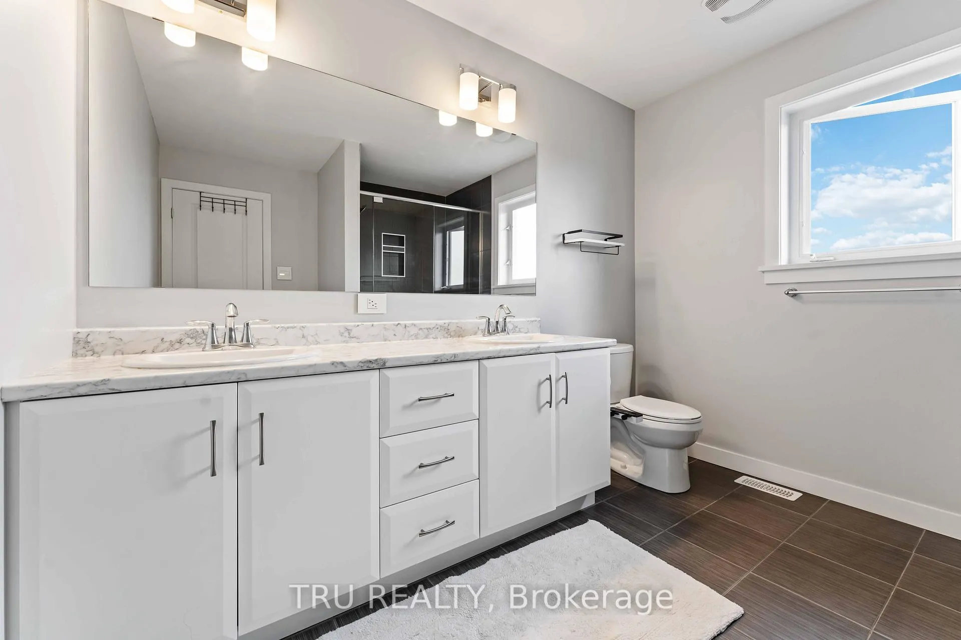 Photo 18 of 43 Aridus Crescent, Ottawa, Remainder of Stittsville & Area — HOMEH