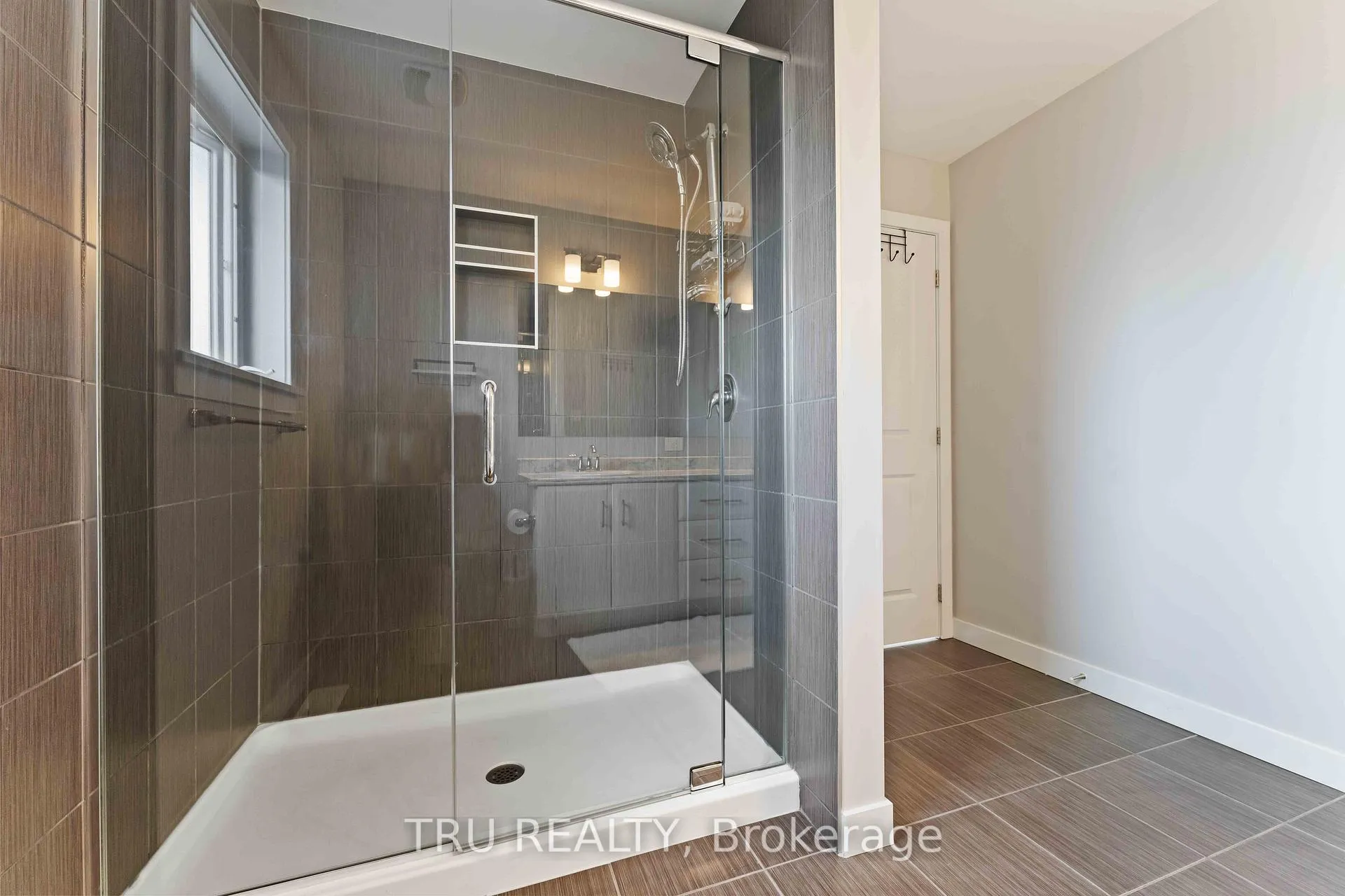 Photo 19 of 43 Aridus Crescent, Ottawa, Remainder of Stittsville & Area — HOMEH