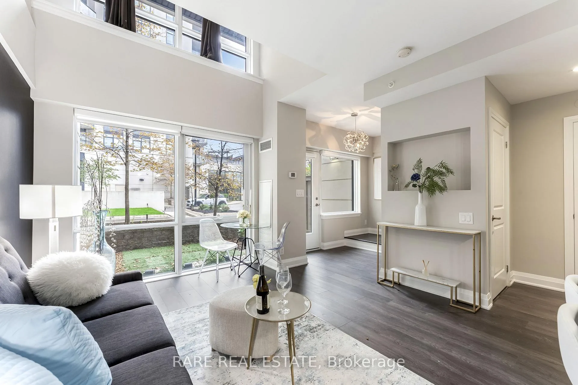 Photo 1 of Unit 118, 24 Woodstream Boulevard, Vaughan, Vaughan Grove — HOMEH