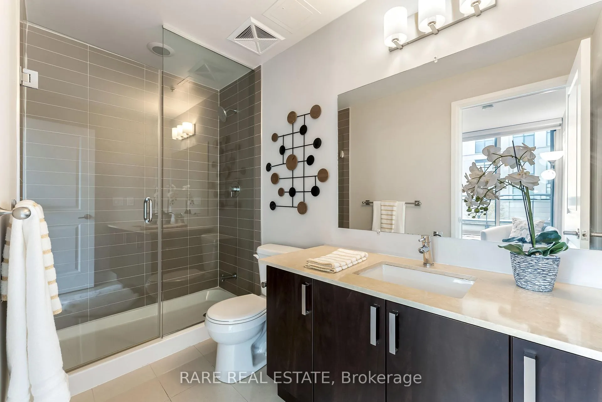 Photo 11 of Unit 118, 24 Woodstream Boulevard, Vaughan, Vaughan Grove — HOMEH