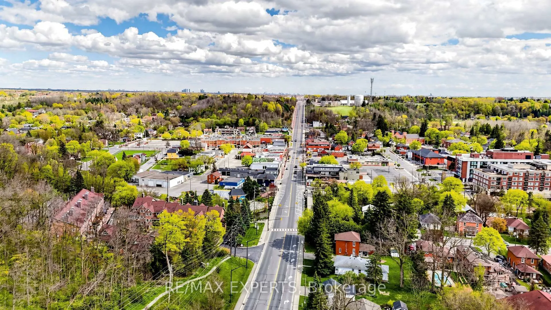 Photo 41 of 7 Warbrick Lane, Caledon, Bolton North — HOMEH