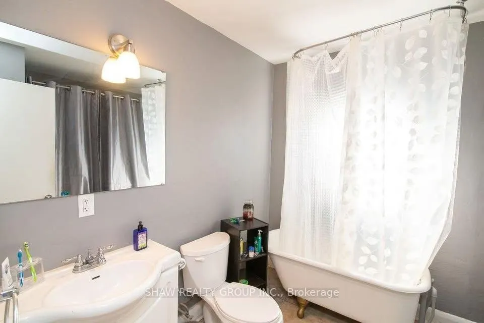 Photo 9 of Unit Upper, 245 East 22nd Street, Hamilton, Eastmount — HOMEH