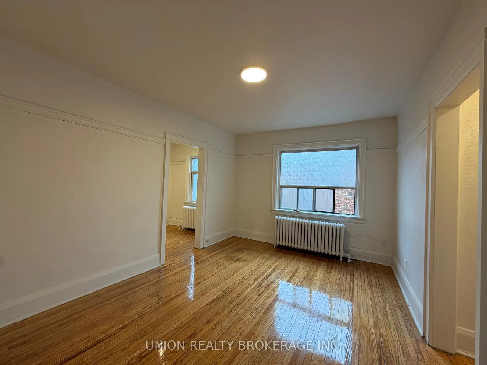 Photo 2 of Unit 26, 2451 Queen Street E, Toronto, The Beaches — HOMEH