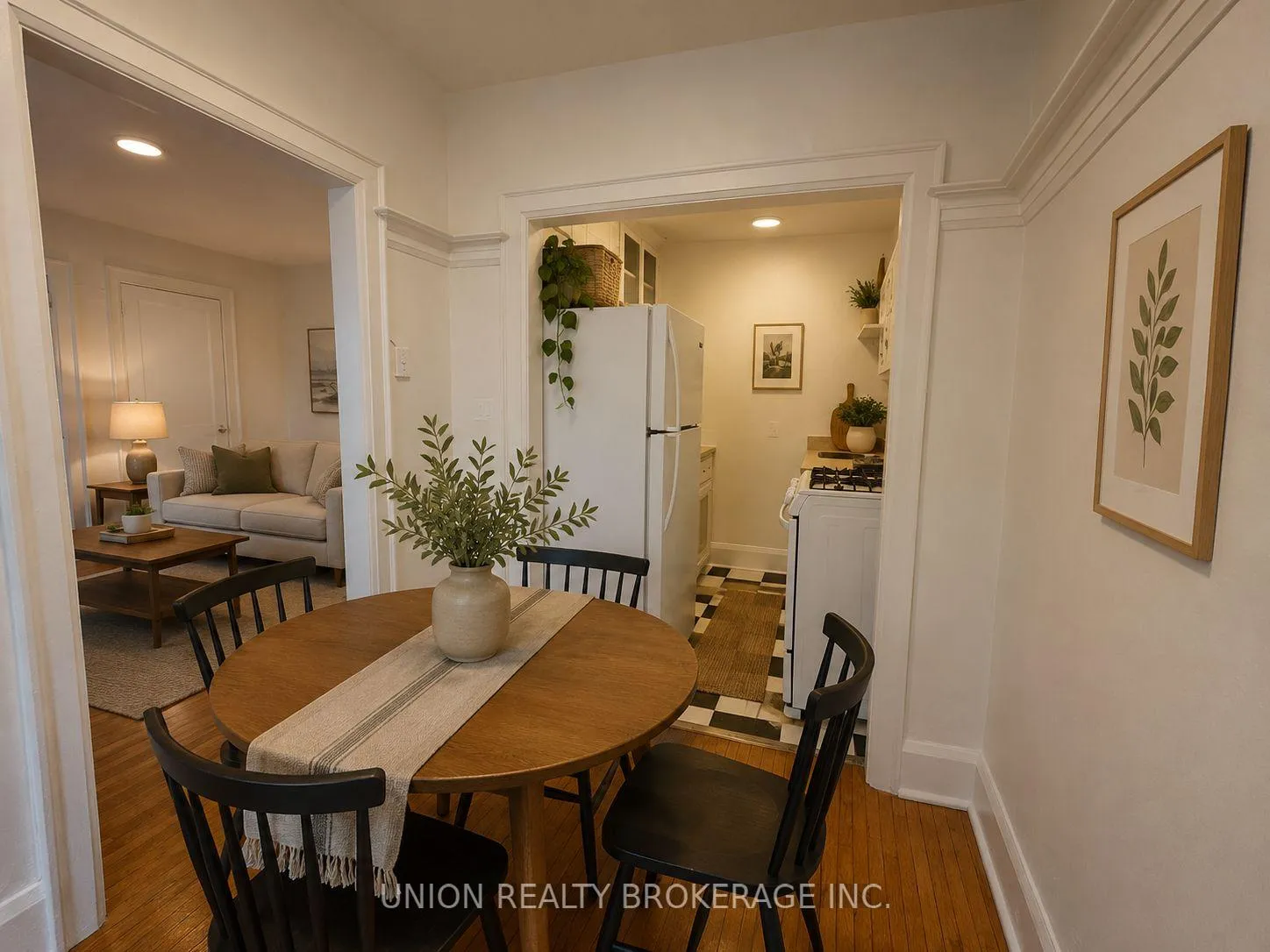 Photo 7 of Unit 26, 2451 Queen Street E, Toronto, The Beaches — HOMEH