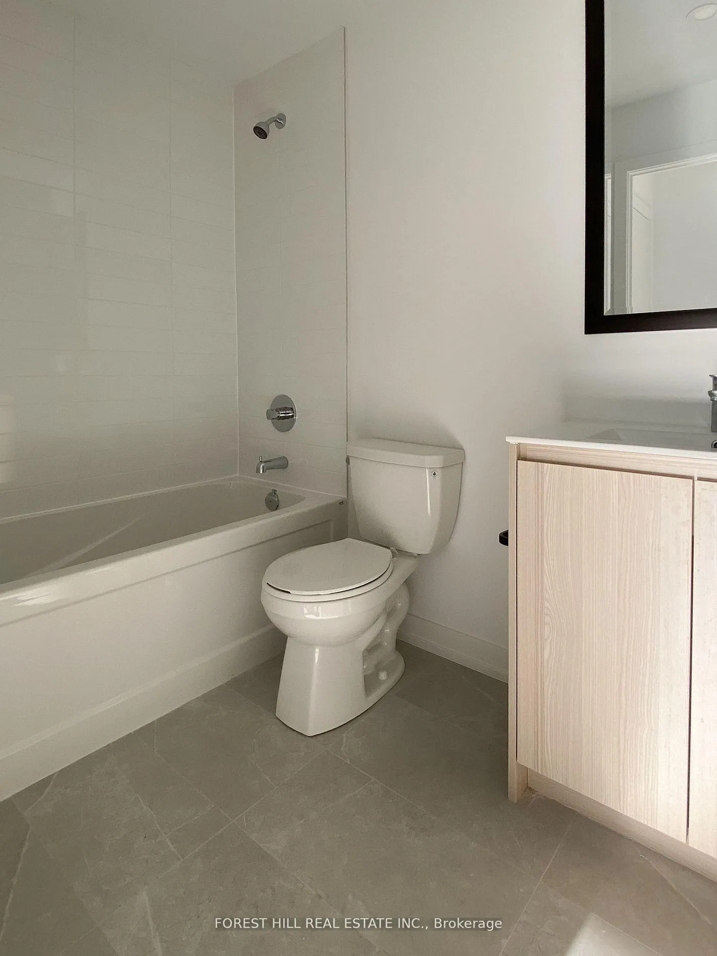 Photo 10 of Unit 505, 2000 Bathurst Street, Toronto, Humewood-Cedarvale — HOMEH