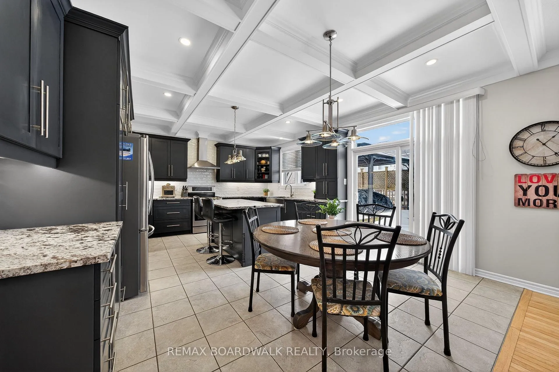 Photo 12 of 85 Woliston Crescent, Ottawa, Kanata - Morgan's Grant/South March — HOMEH