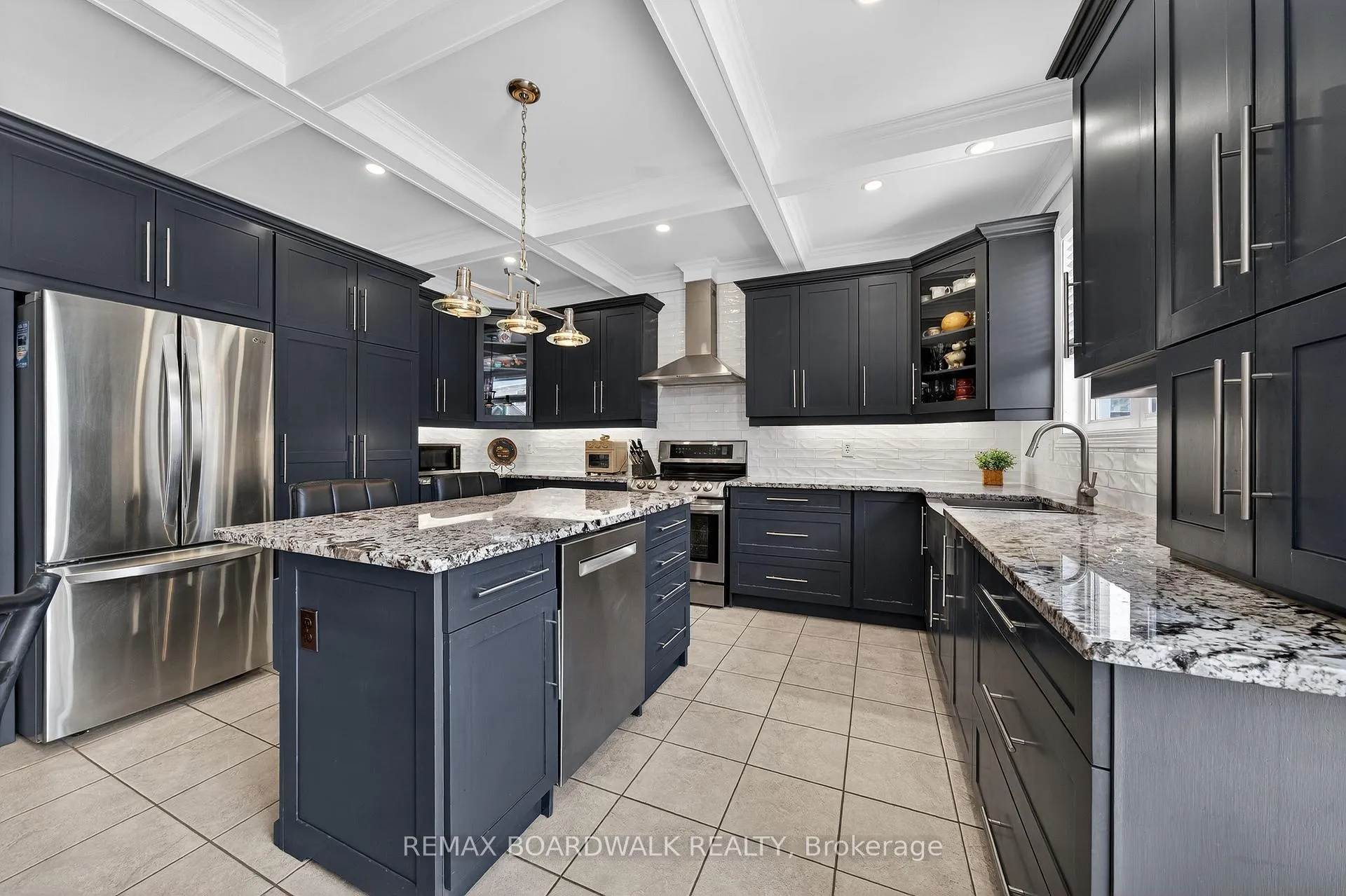 Photo 14 of 85 Woliston Crescent, Ottawa, Kanata - Morgan's Grant/South March — HOMEH