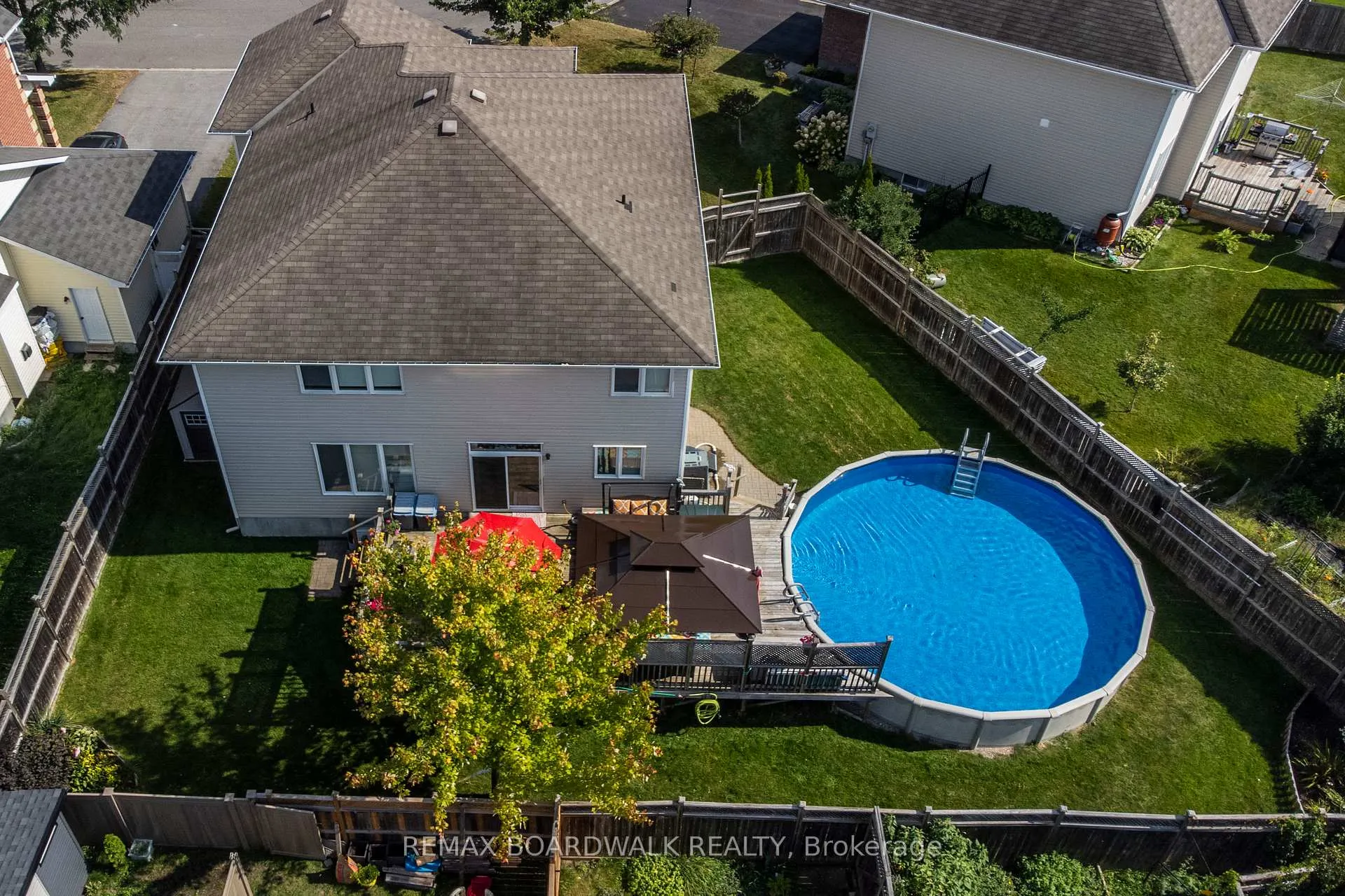 Photo 37 of 85 Woliston Crescent, Ottawa, Kanata - Morgan's Grant/South March — HOMEH