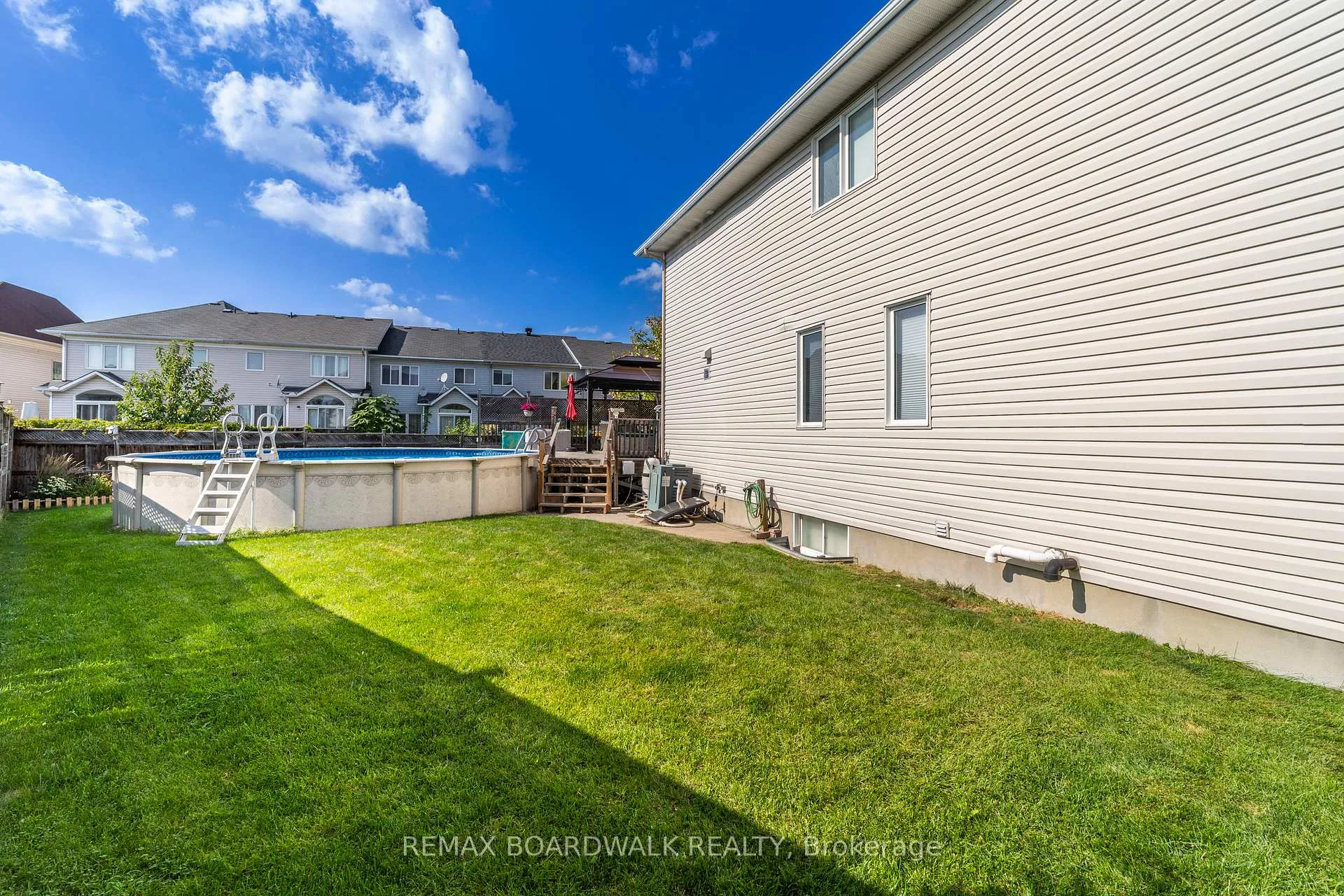 Photo 38 of 85 Woliston Crescent, Ottawa, Kanata - Morgan's Grant/South March — HOMEH