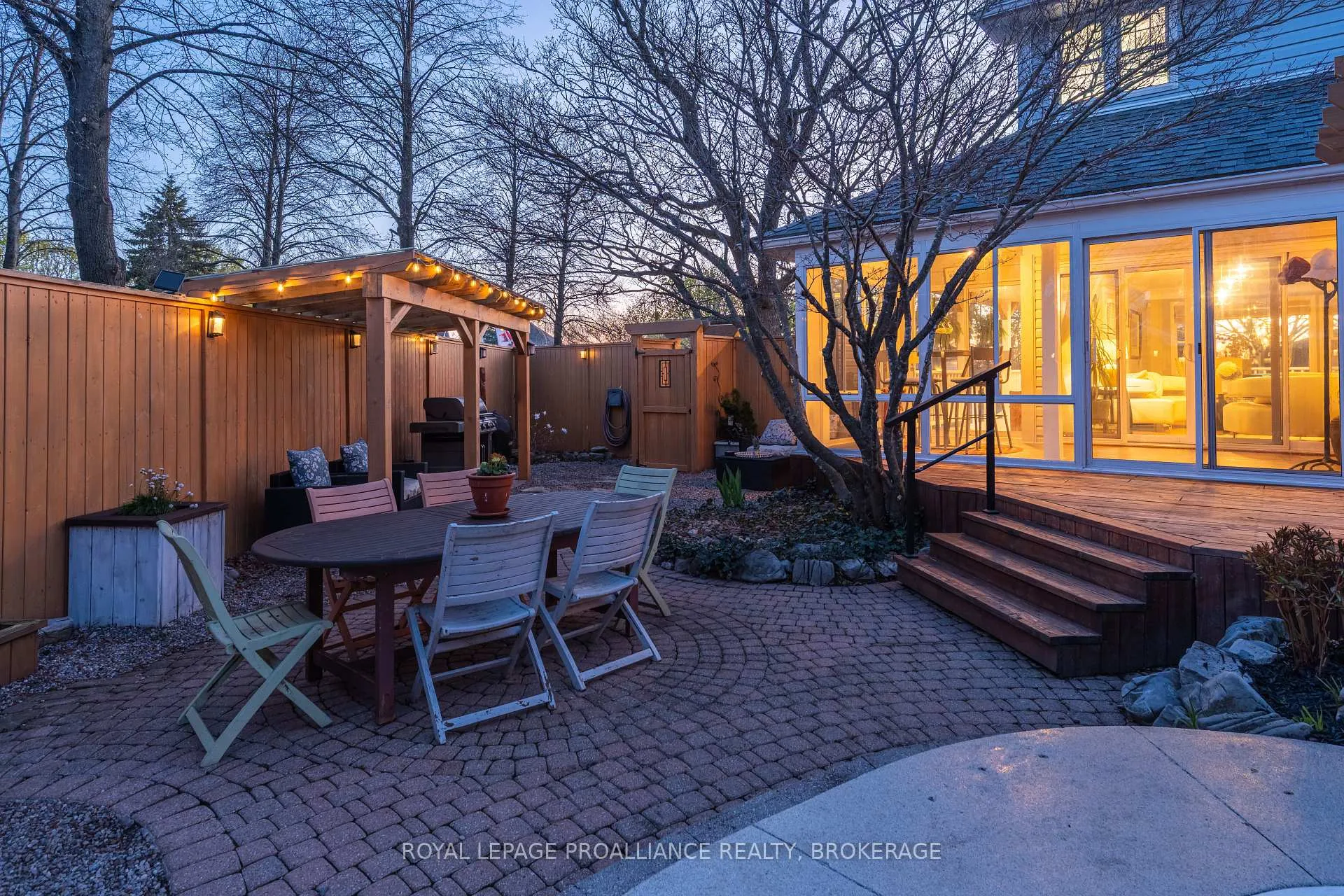 Photo 7 of 75 Point St. Mark Drive, Kingston, Kingston East (Incl Barret Crt) — HOMEH