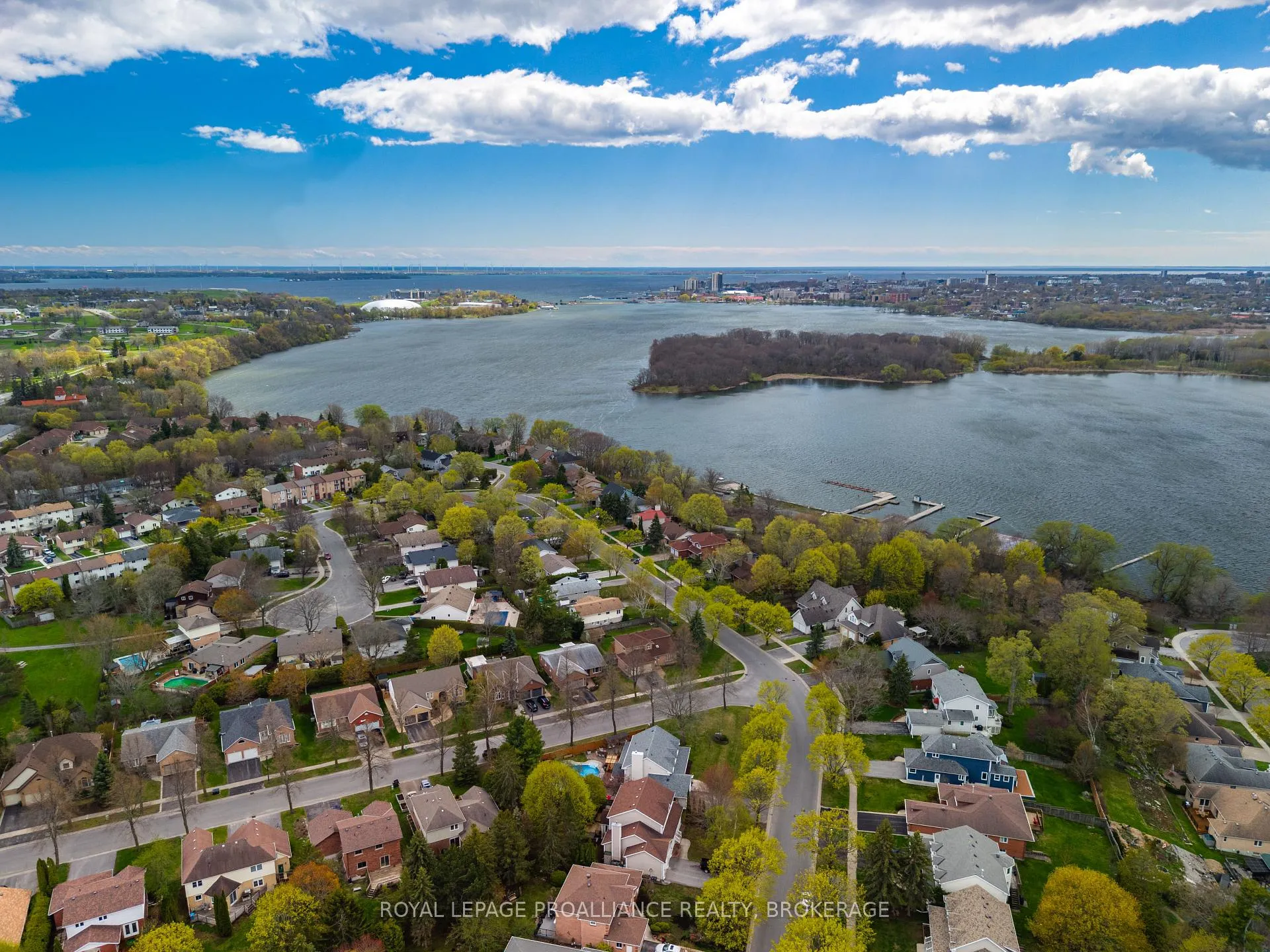 Photo 13 of 75 Point St. Mark Drive, Kingston, Kingston East (Incl Barret Crt) — HOMEH