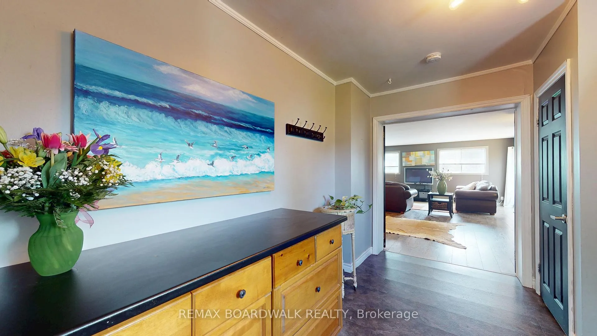 Photo 4 of 1061 Centennial Road, Brockville — HOMEH
