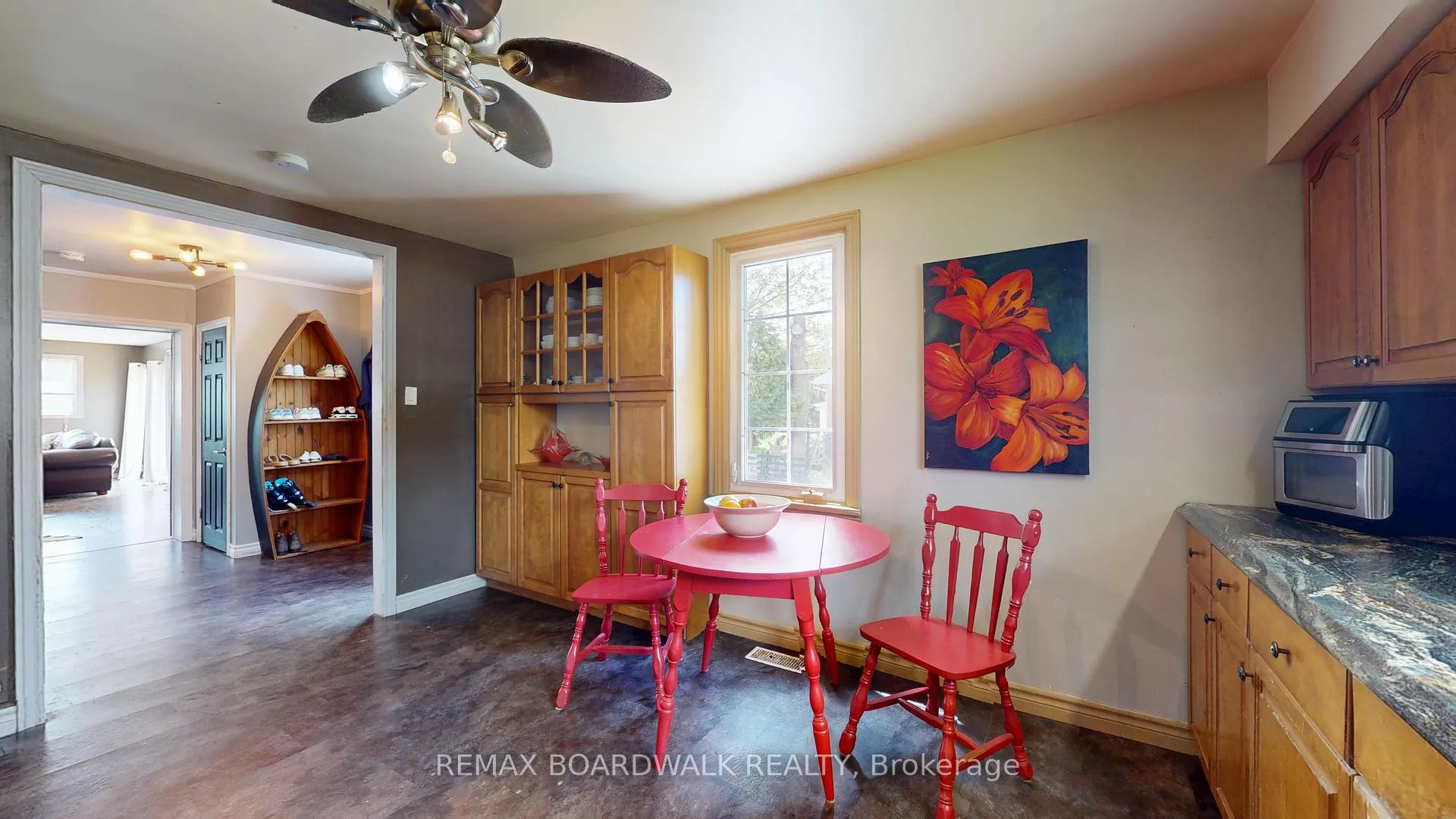 Photo 13 of 1061 Centennial Road, Brockville — HOMEH