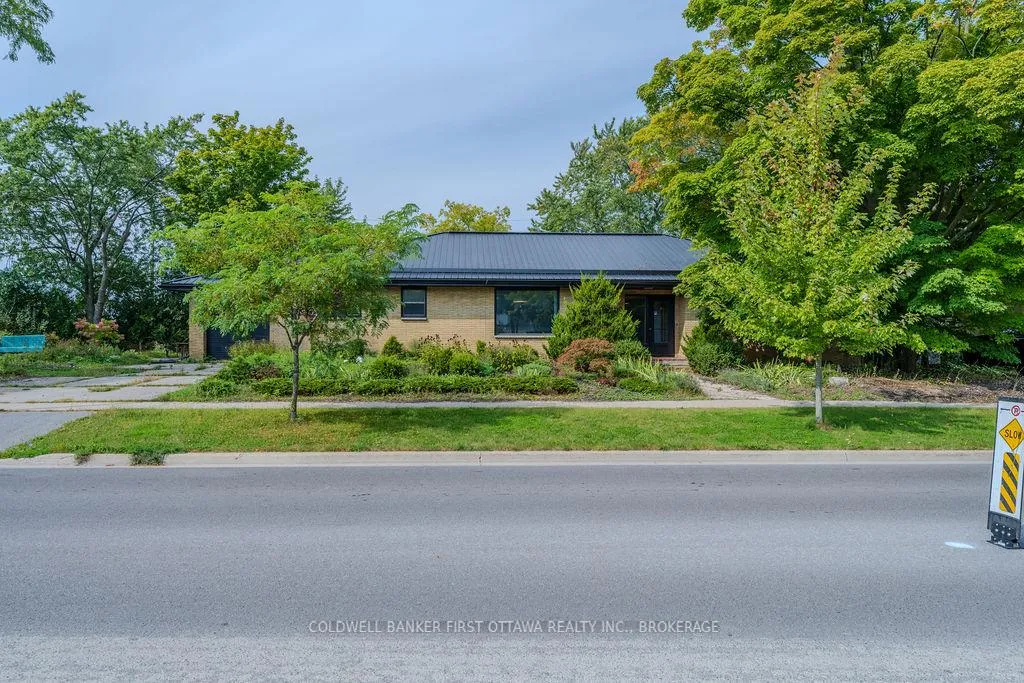 Photo 43 of 10 Brant Avenue, Kingston, East of Sir John A. Blvd — HOMEH