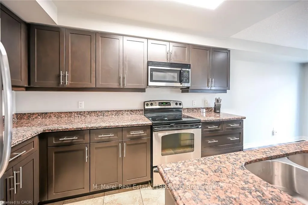 Photo 3 of Unit 44, 70 Highgate Drive, Hamilton, Stoney Creek Mountain — HOMEH