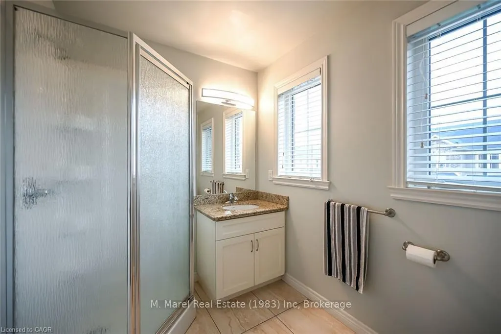 Photo 6 of Unit 44, 70 Highgate Drive, Hamilton, Stoney Creek Mountain — HOMEH