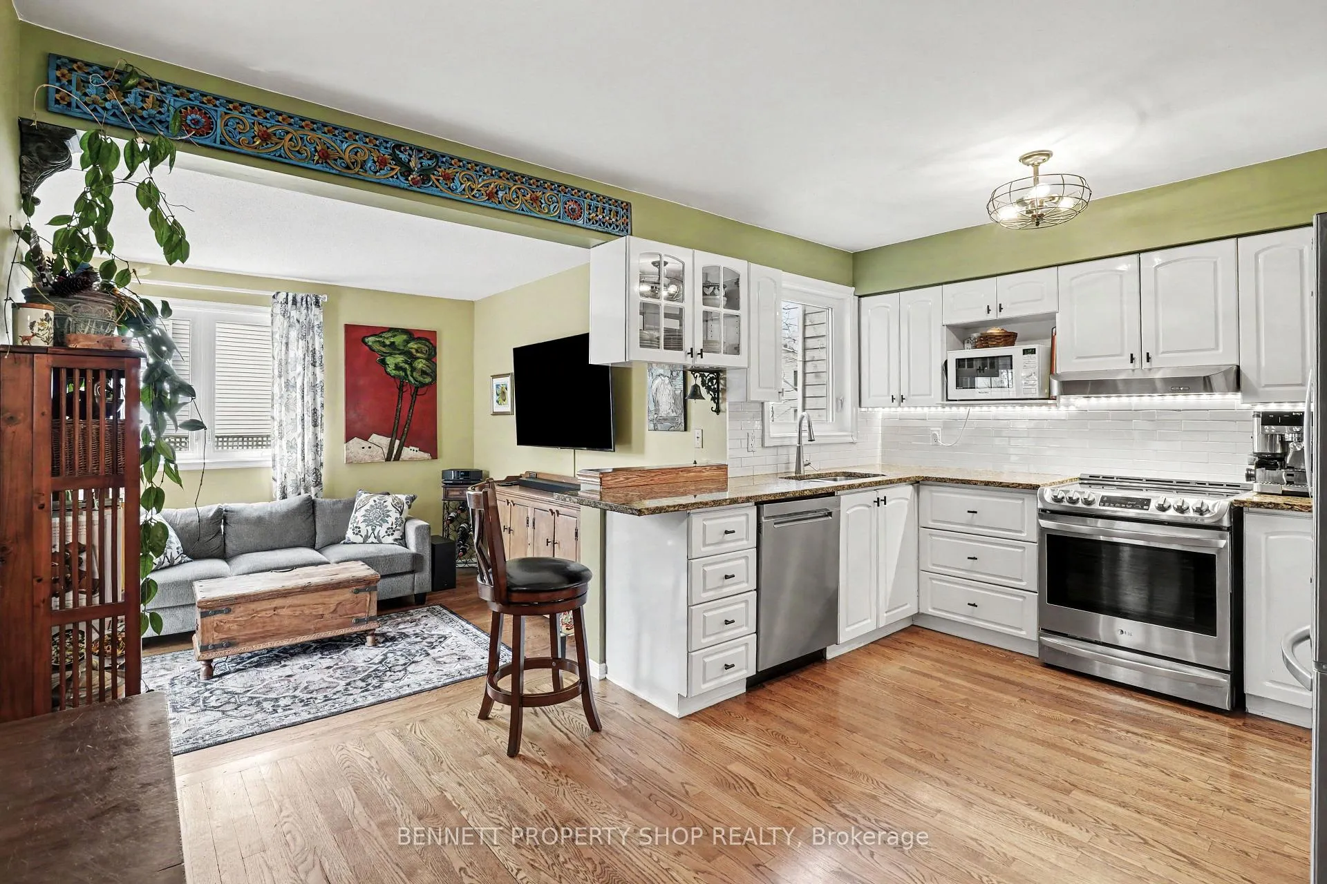 Photo 8 of 1 Inwood Drive, Ottawa, Kanata - Bridlewood — HOMEH