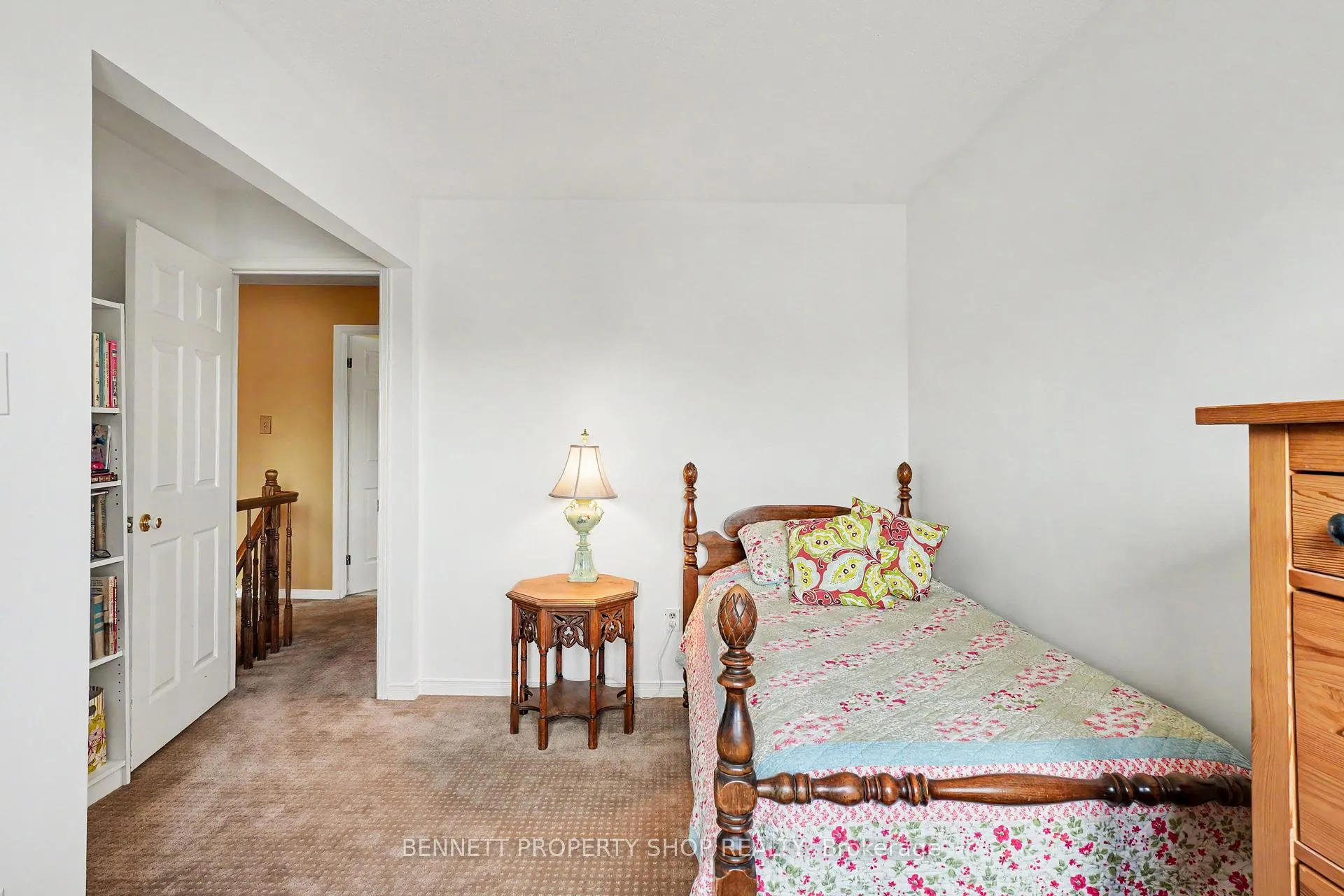 Photo 17 of 1 Inwood Drive, Ottawa, Kanata - Bridlewood — HOMEH