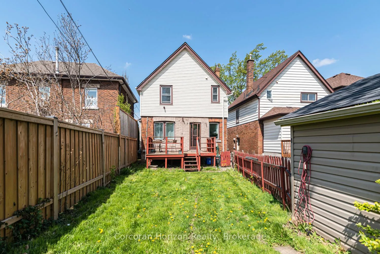 Photo 22 of 114 Weir Street N, Hamilton, Homeside — HOMEH