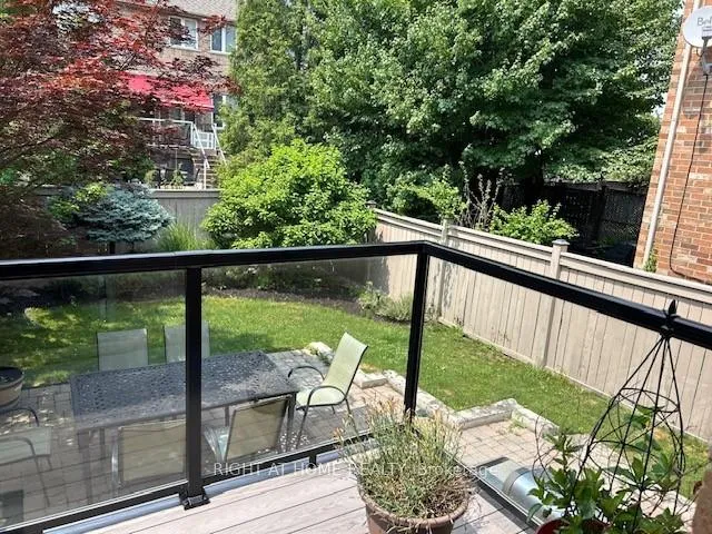 Photo 18 of 2280 Highcroft Road, Oakville, Westmount — HOMEH