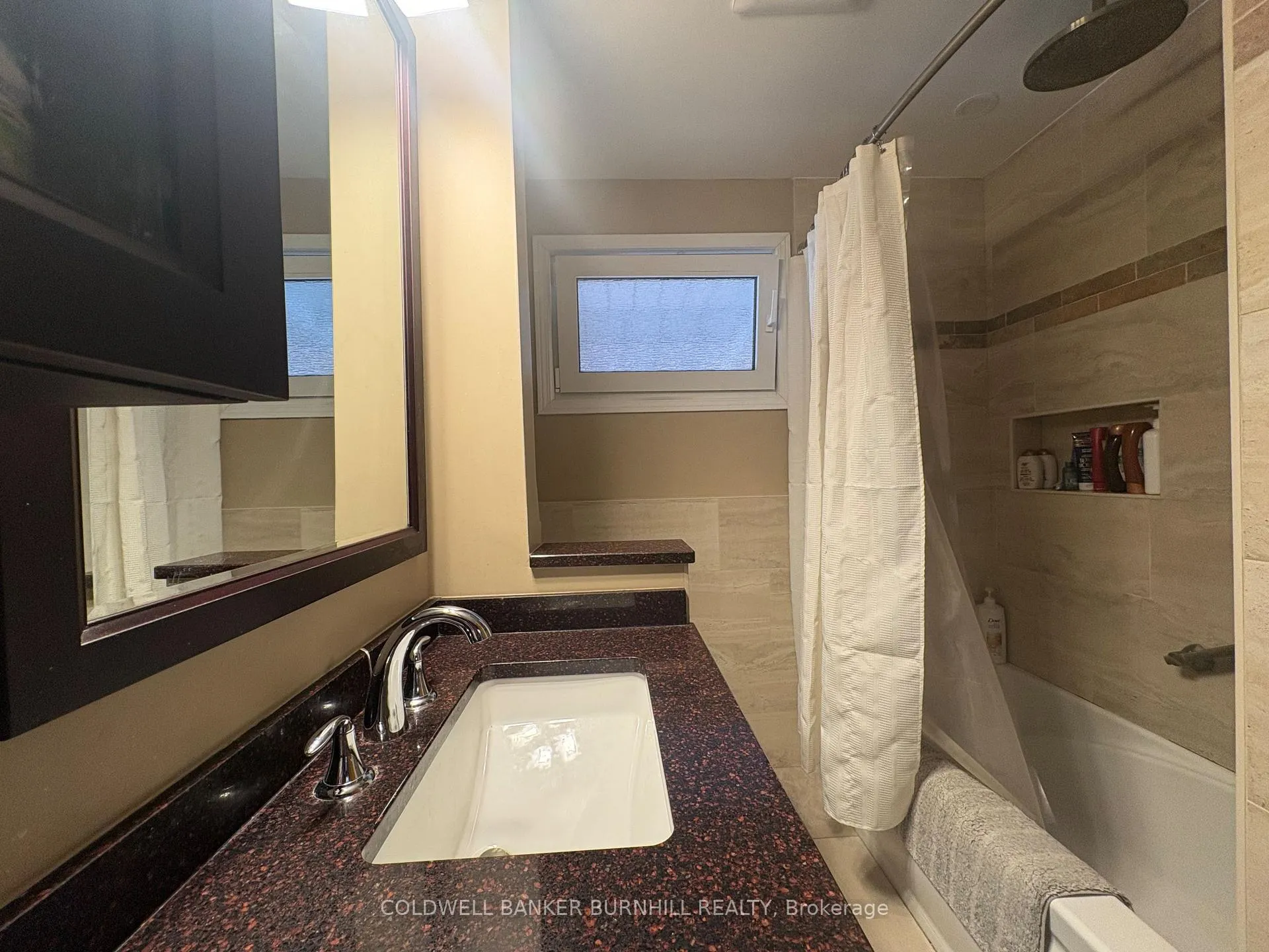 Photo 10 of 109 Ridge Street, Hamilton, Greeningdon — HOMEH