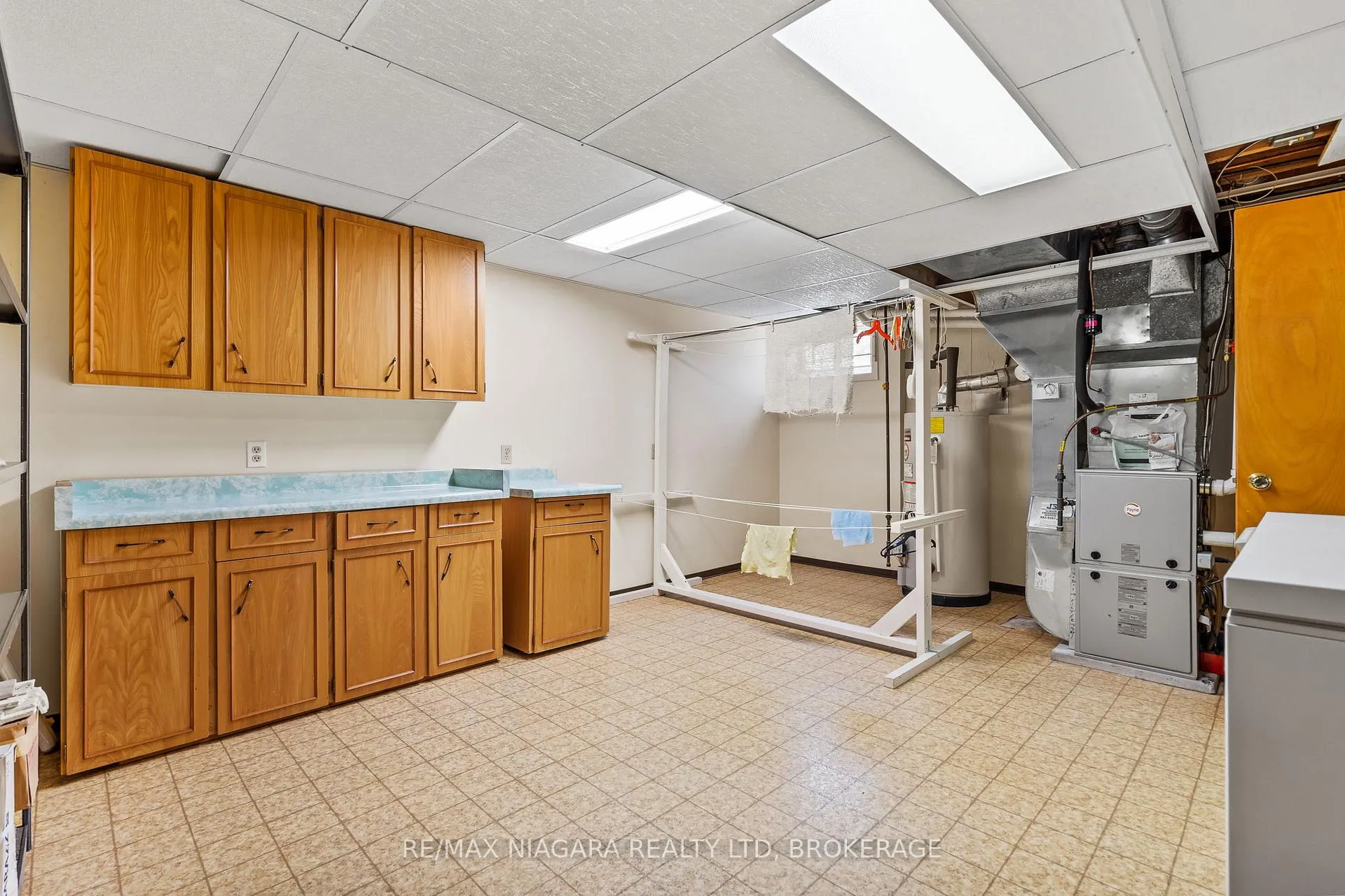 Photo 27 of 10 King's Grant Road, St. Catharines, Lakeshore — HOMEH