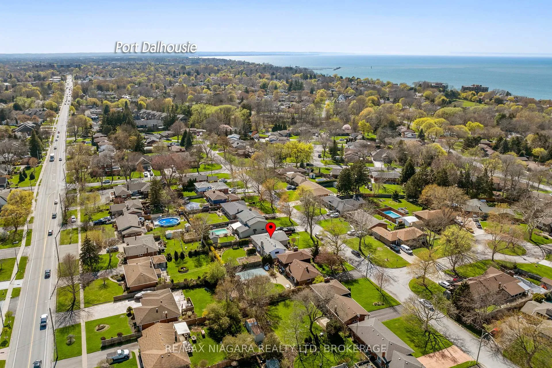 Photo 39 of 10 King's Grant Road, St. Catharines, Lakeshore — HOMEH