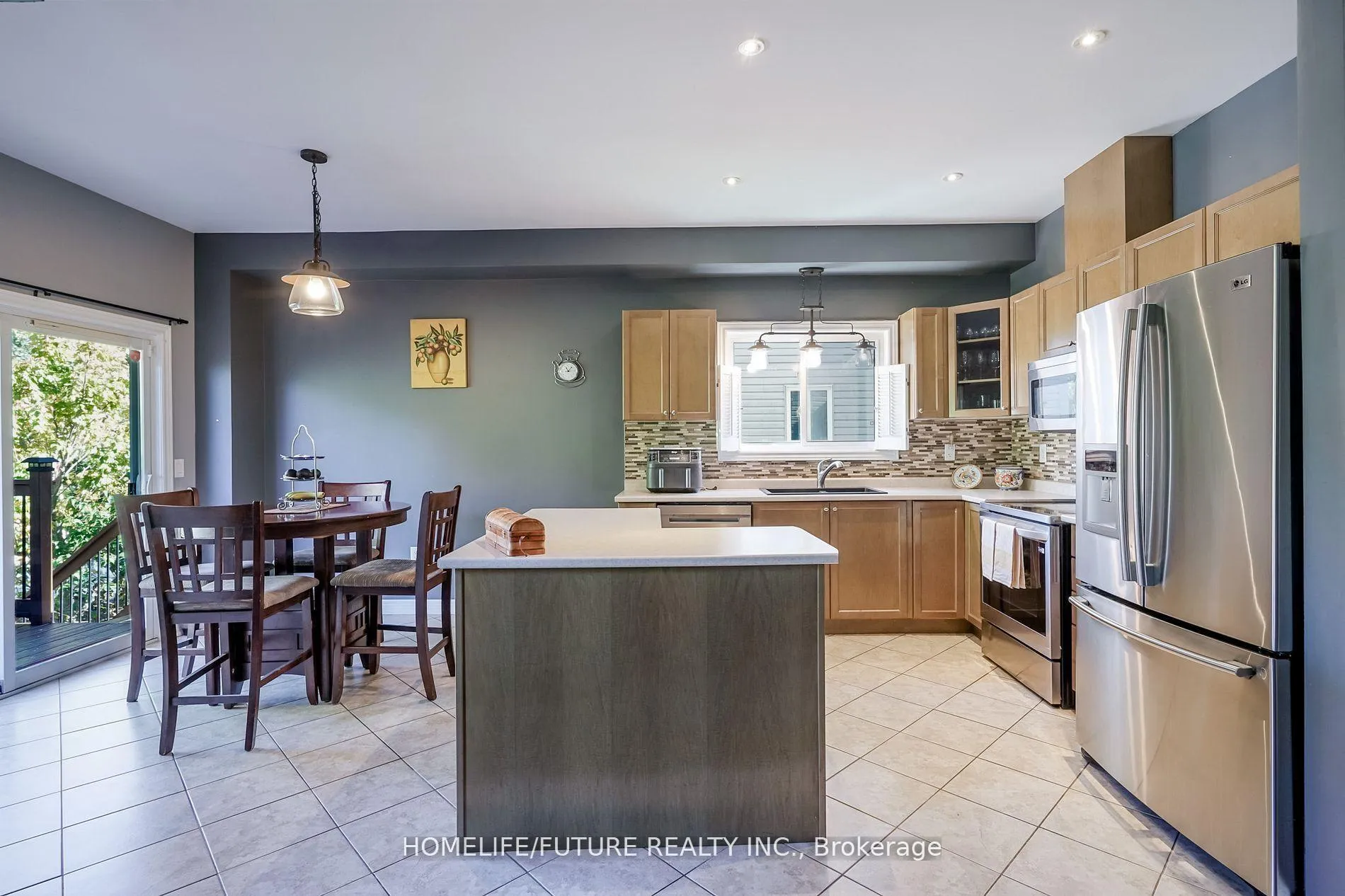 Photo 32 of 220 Berry Street, Shelburne — HOMEH