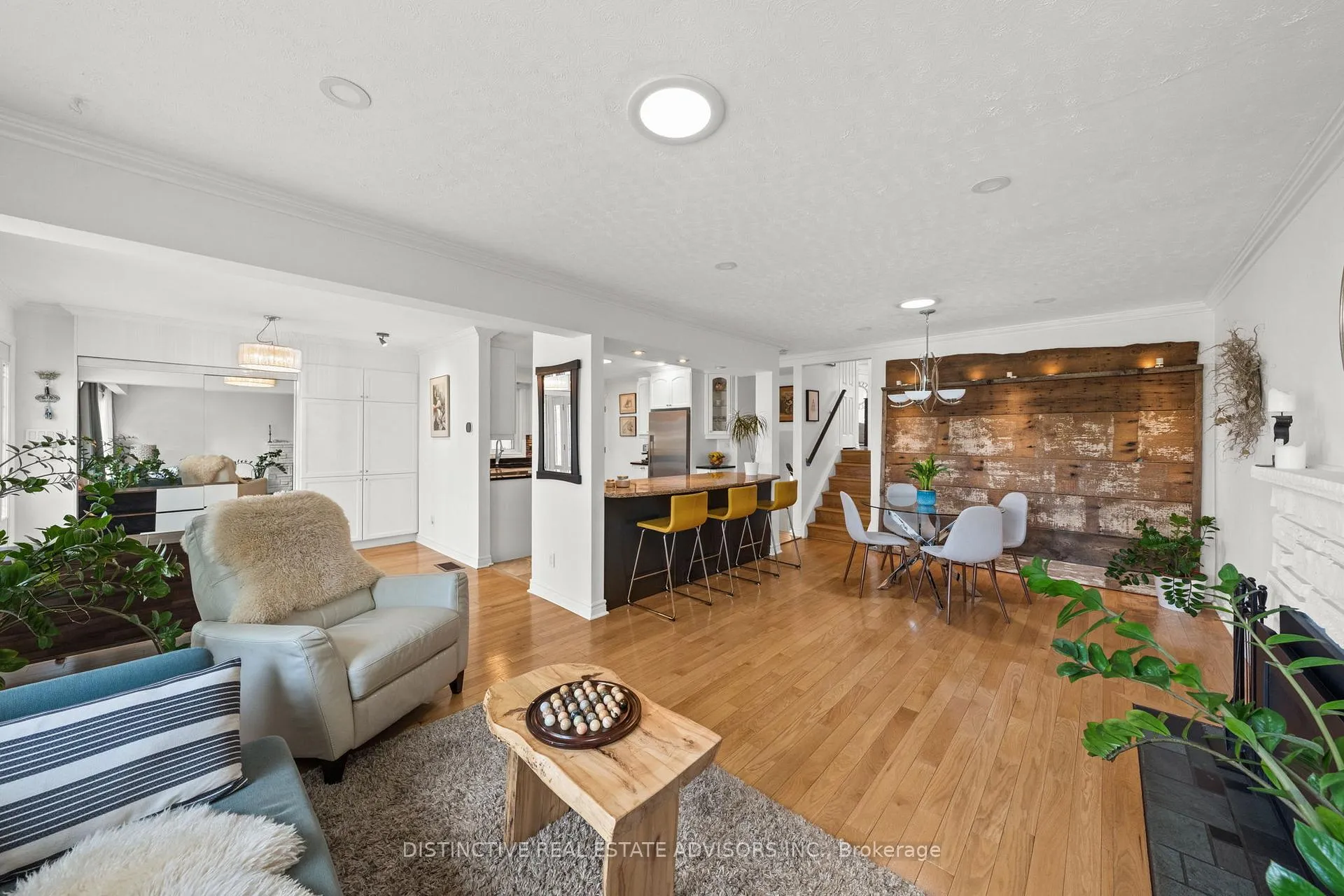 Photo 8 of 606 Dickinson Avenue, Ottawa, Riverside Park South — HOMEH