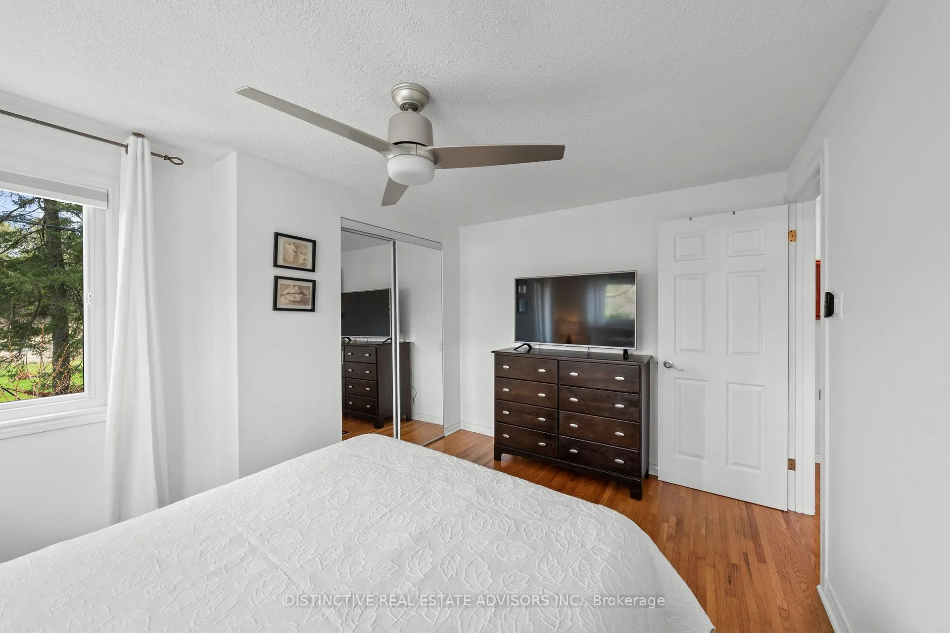 Photo 16 of 606 Dickinson Avenue, Ottawa, Riverside Park South — HOMEH
