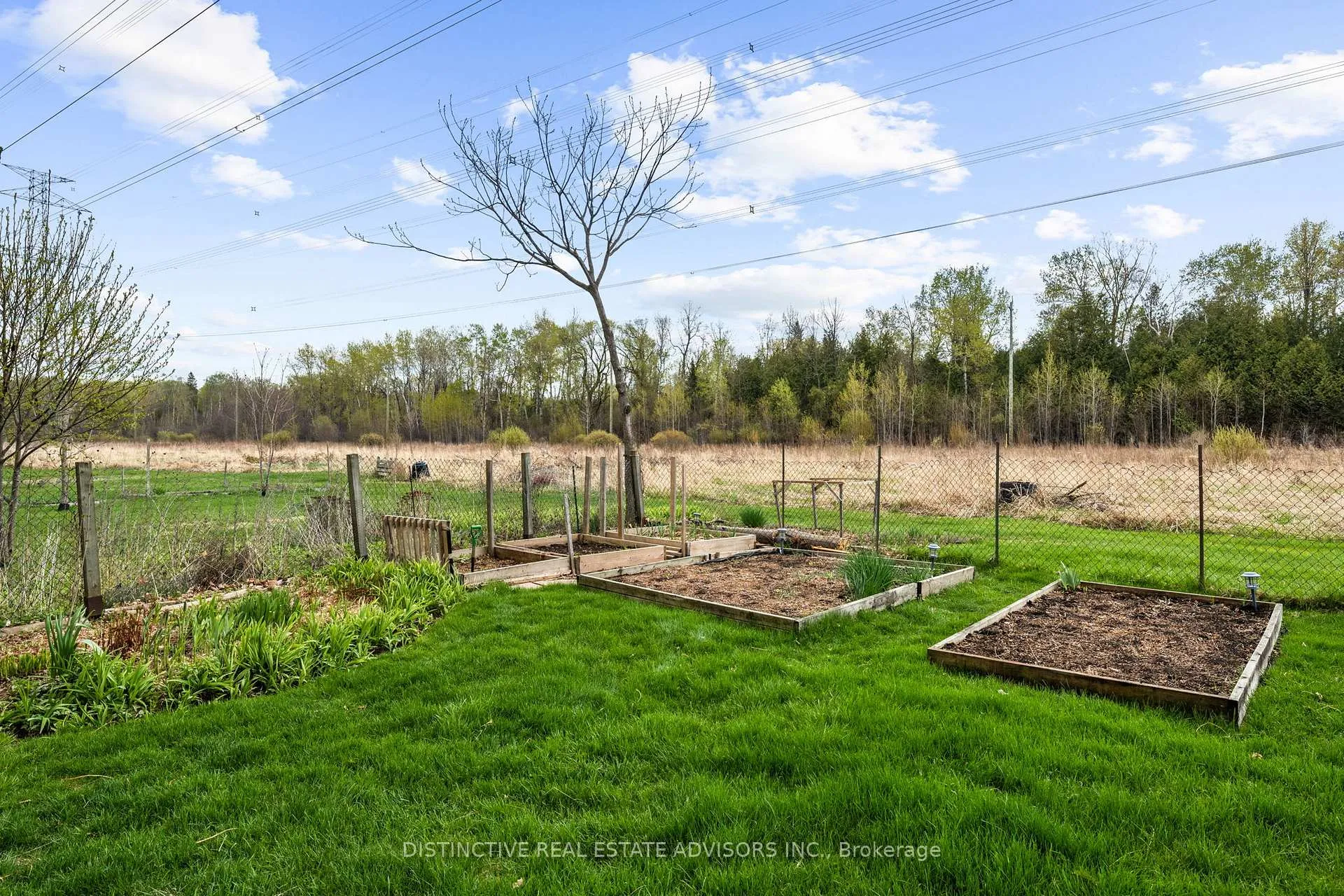 Photo 42 of 606 Dickinson Avenue, Ottawa, Riverside Park South — HOMEH