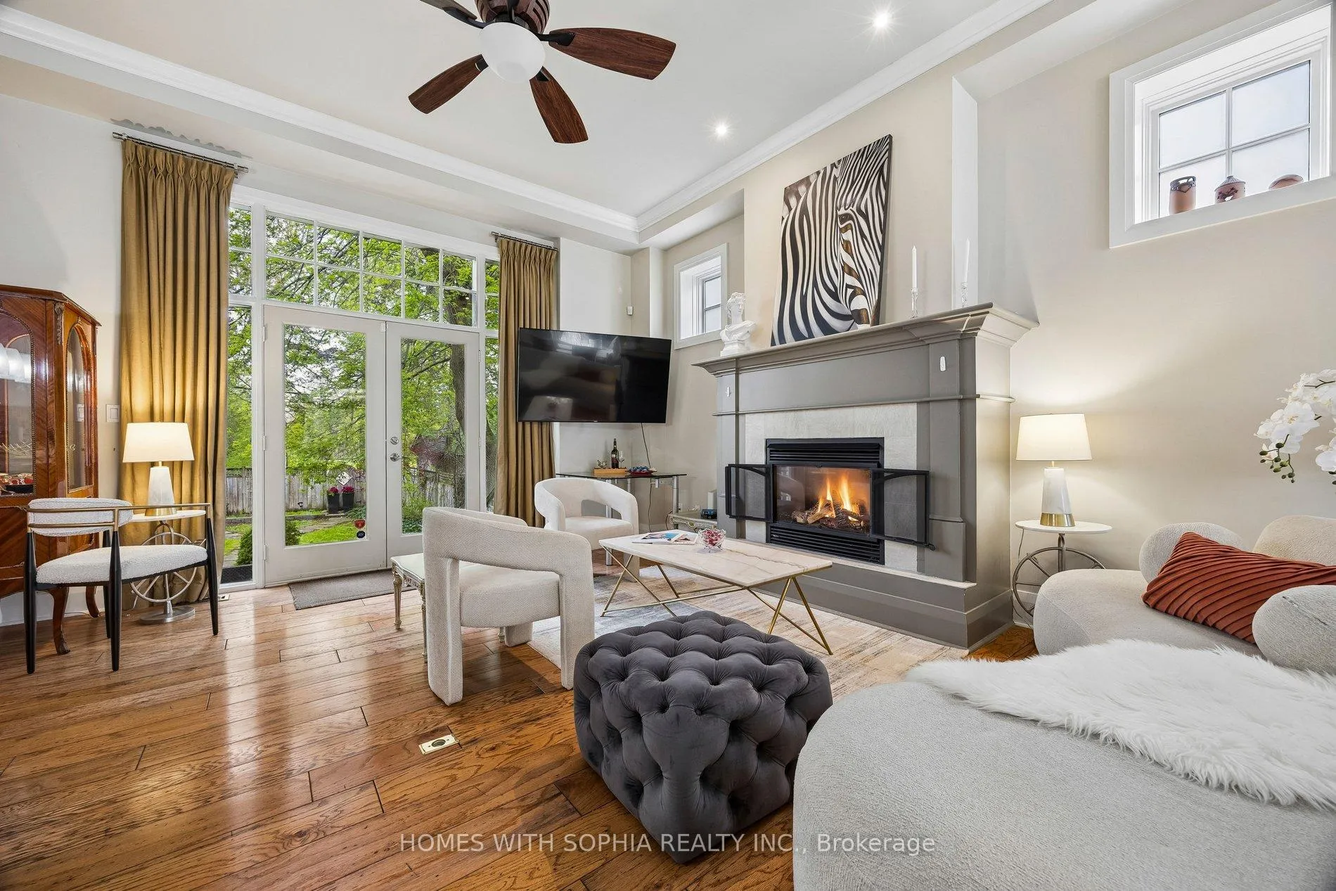 Photo 16 of 162 Glenvale Boulevard, Toronto, Leaside — HOMEH