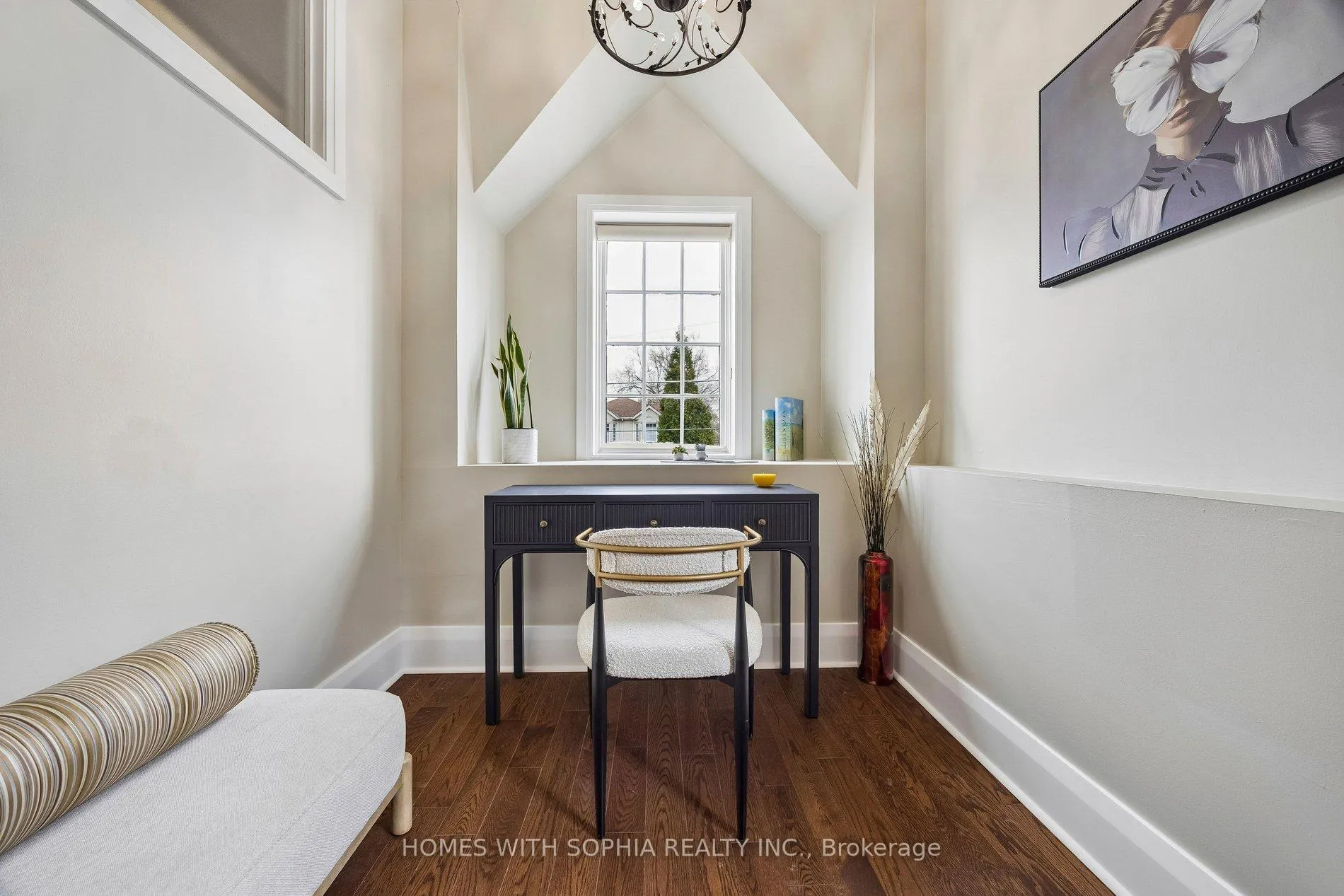 Photo 38 of 162 Glenvale Boulevard, Toronto, Leaside — HOMEH