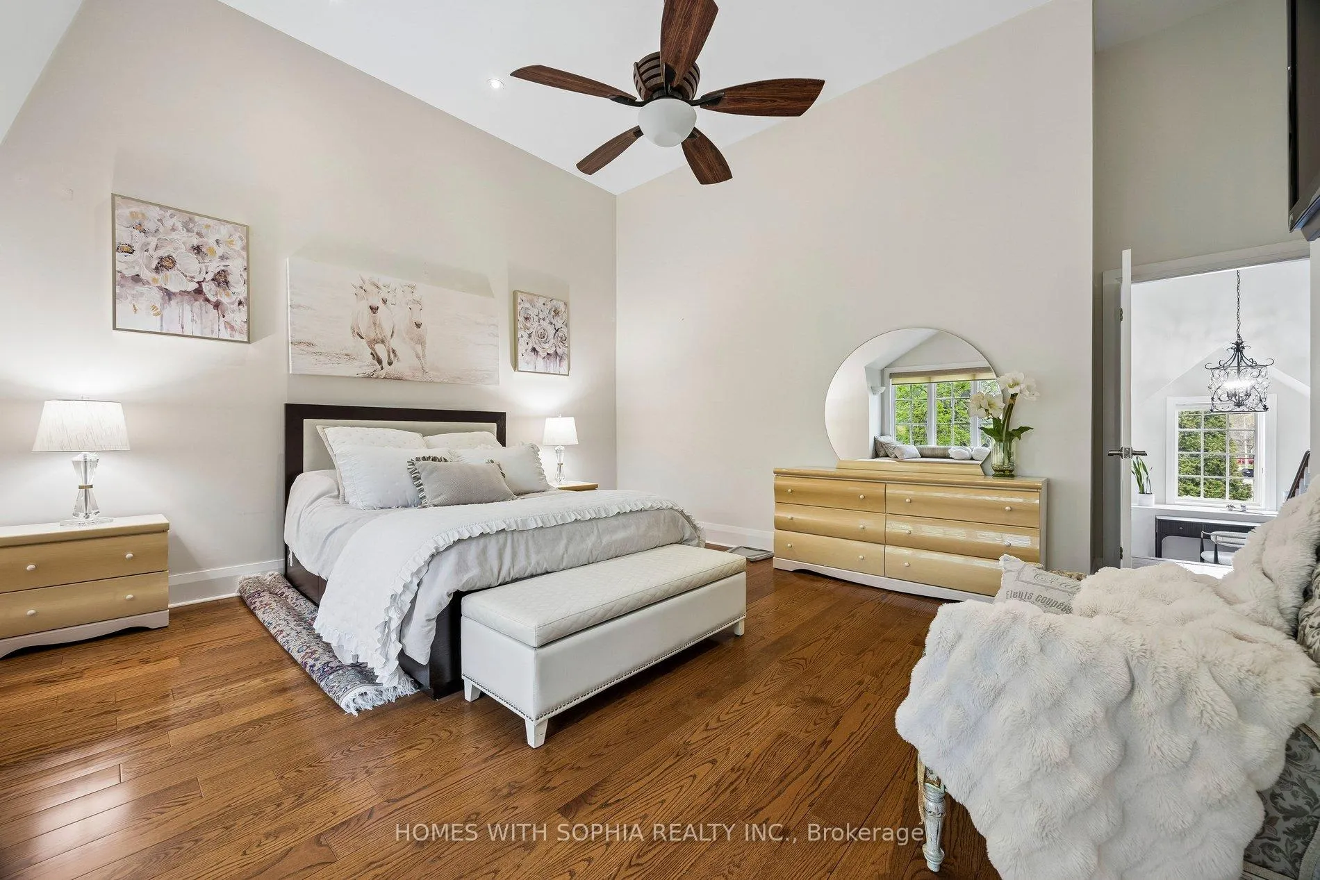 Photo 43 of 162 Glenvale Boulevard, Toronto, Leaside — HOMEH