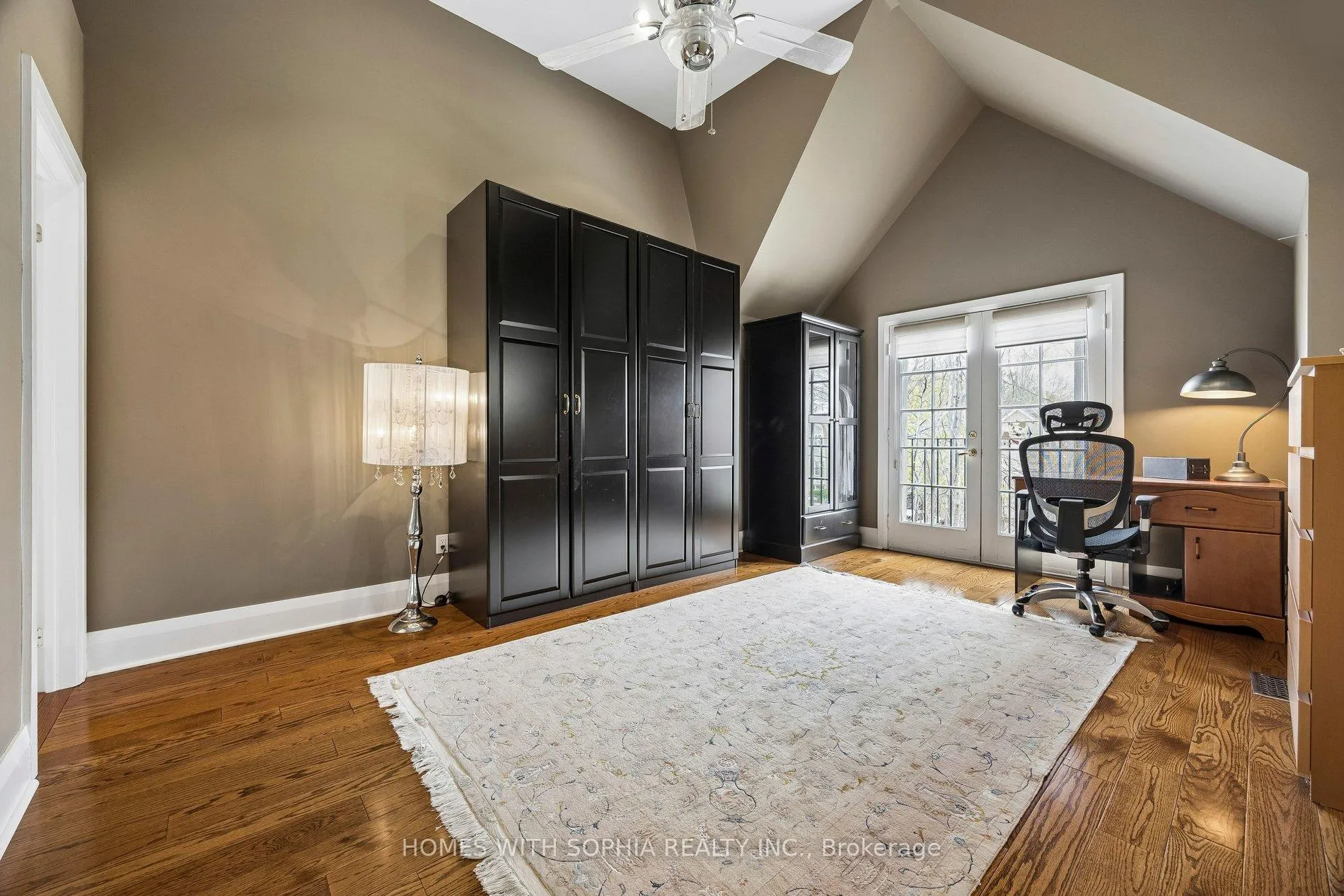 Photo 51 of 162 Glenvale Boulevard, Toronto, Leaside — HOMEH