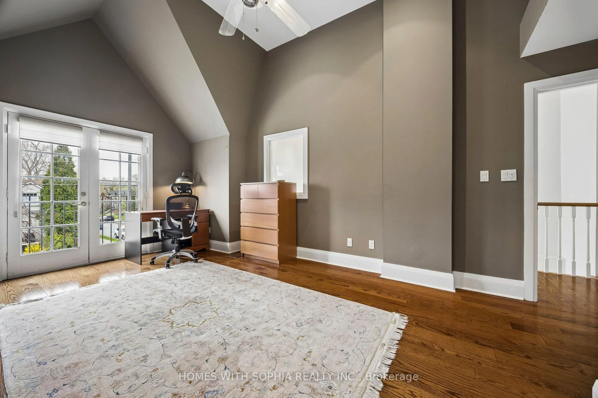 Photo 52 of 162 Glenvale Boulevard, Toronto, Leaside — HOMEH