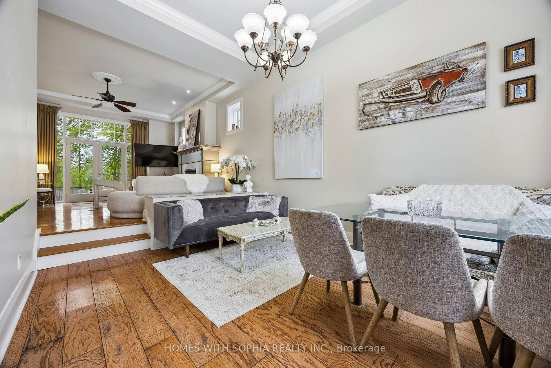 Photo 10 of 162 Glenvale Boulevard, Toronto, Leaside — HOMEH