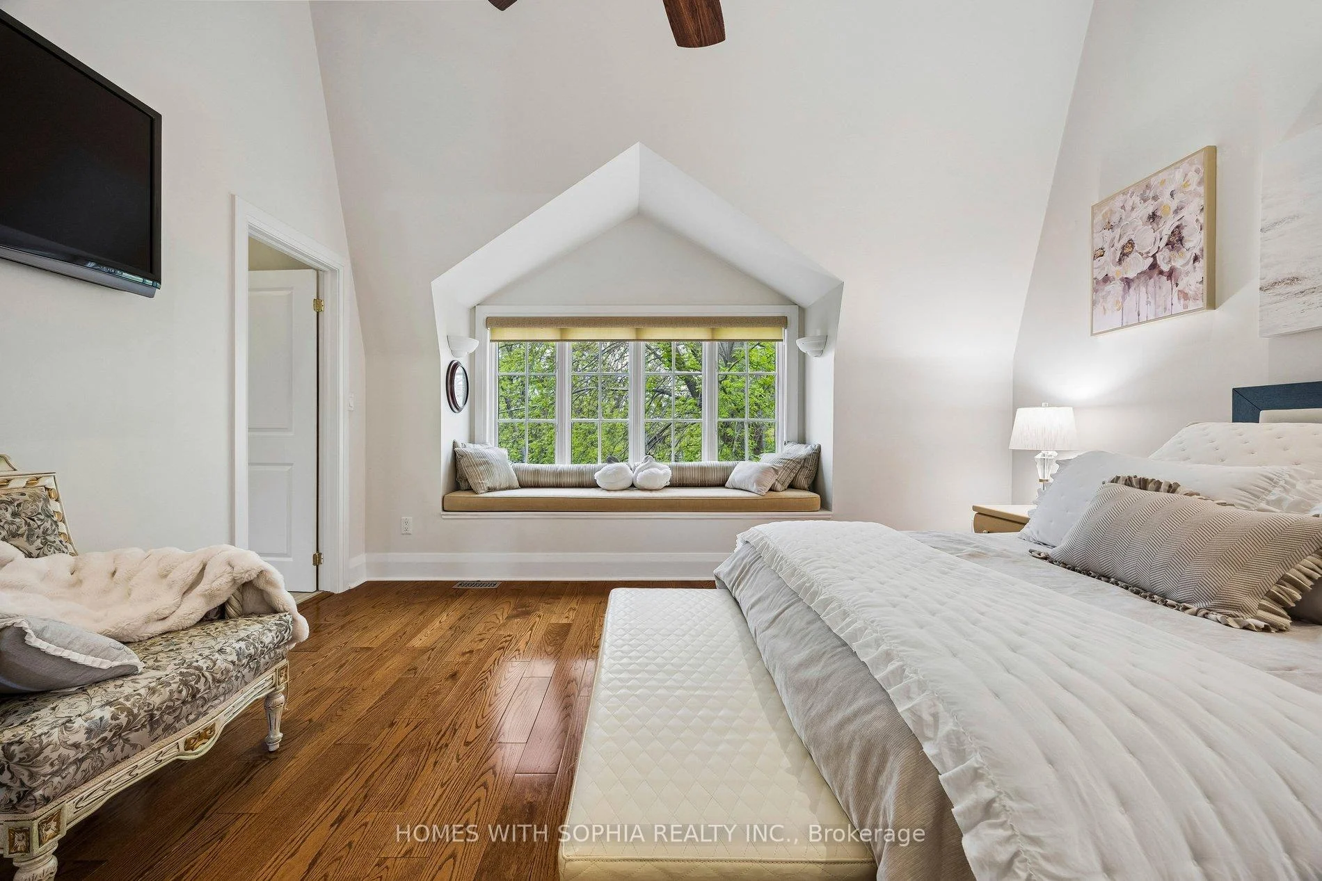 Photo 53 of 162 Glenvale Boulevard, Toronto, Leaside — HOMEH