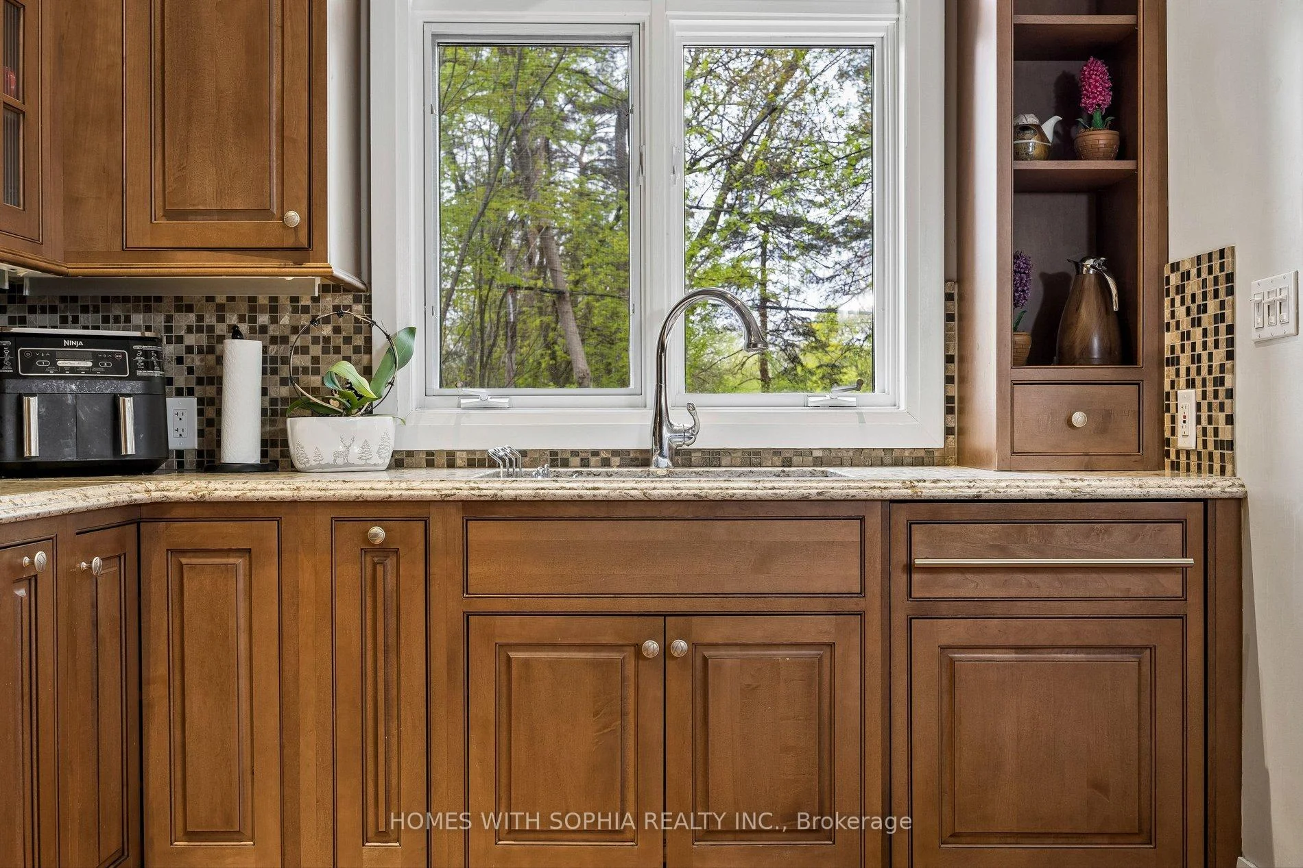 Photo 59 of 162 Glenvale Boulevard, Toronto, Leaside — HOMEH