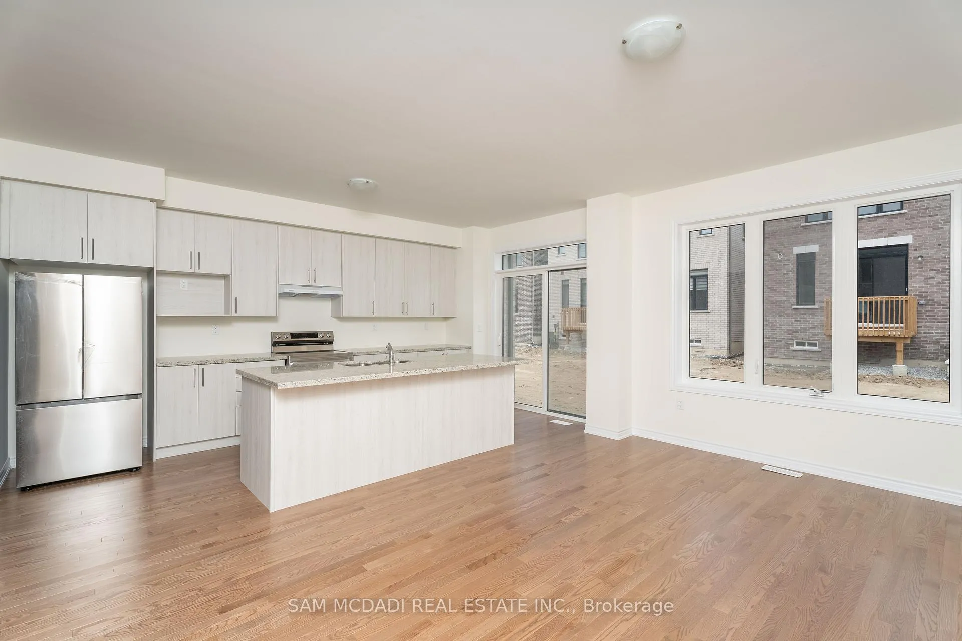Photo 6 of 52 Fish Drive, Aurora, Bayview Northeast — HOMEH