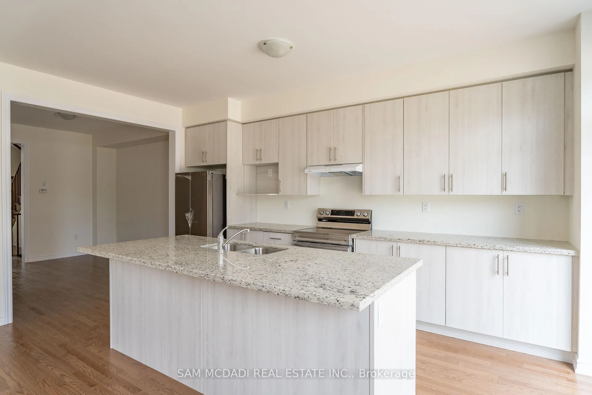 Photo 7 of 52 Fish Drive, Aurora, Bayview Northeast — HOMEH