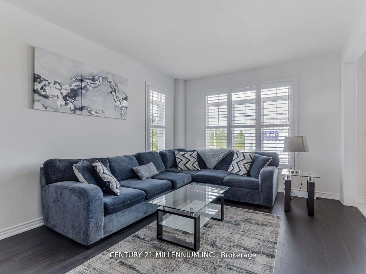 Photo 10 of 2240 Grainger Loop, Innisfil, Alcona — HOMEH
