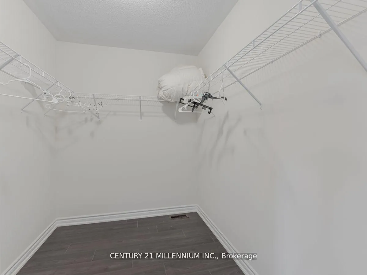 Photo 25 of 2240 Grainger Loop, Innisfil, Alcona — HOMEH