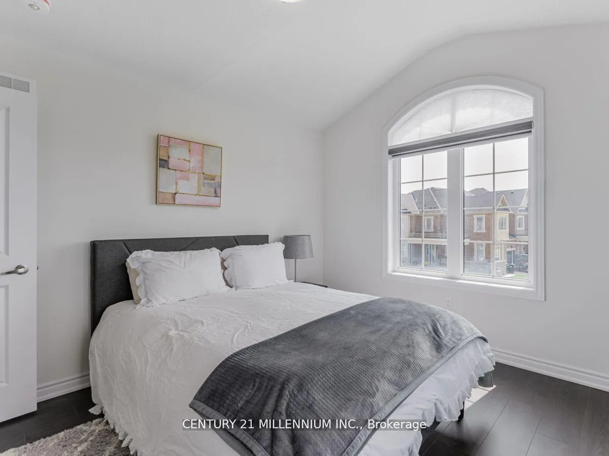 Photo 29 of 2240 Grainger Loop, Innisfil, Alcona — HOMEH