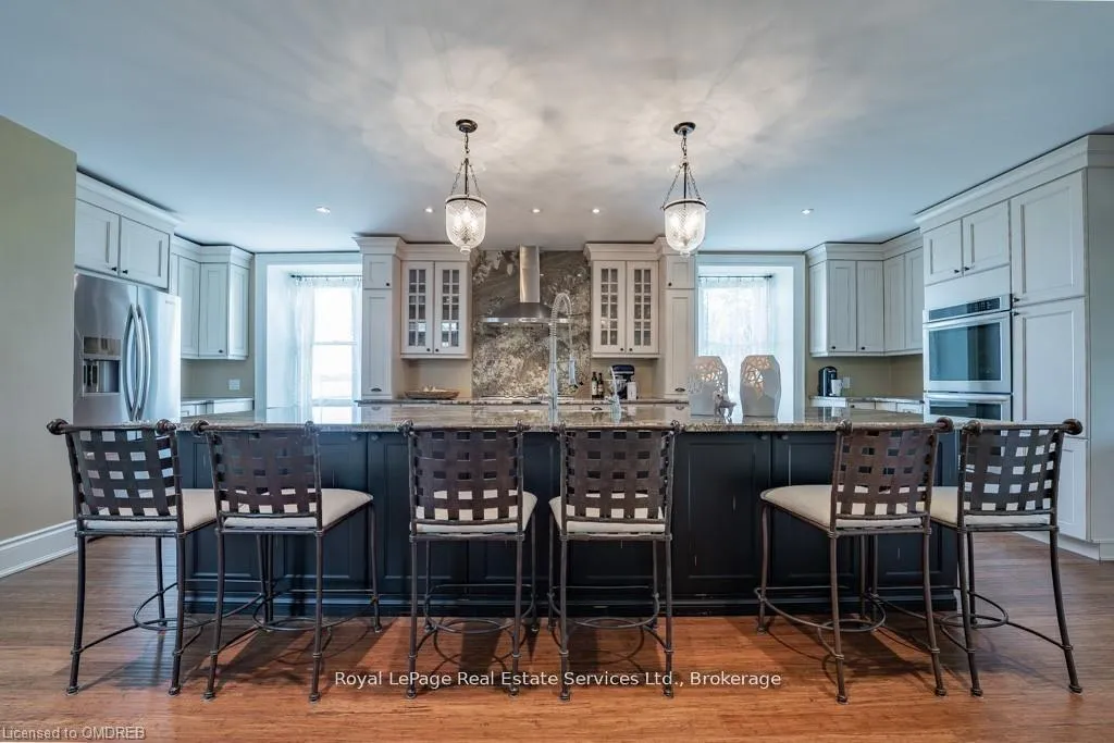 Photo 6 of 4197 Walkers Line, Burlington, Rural Burlington — HOMEH
