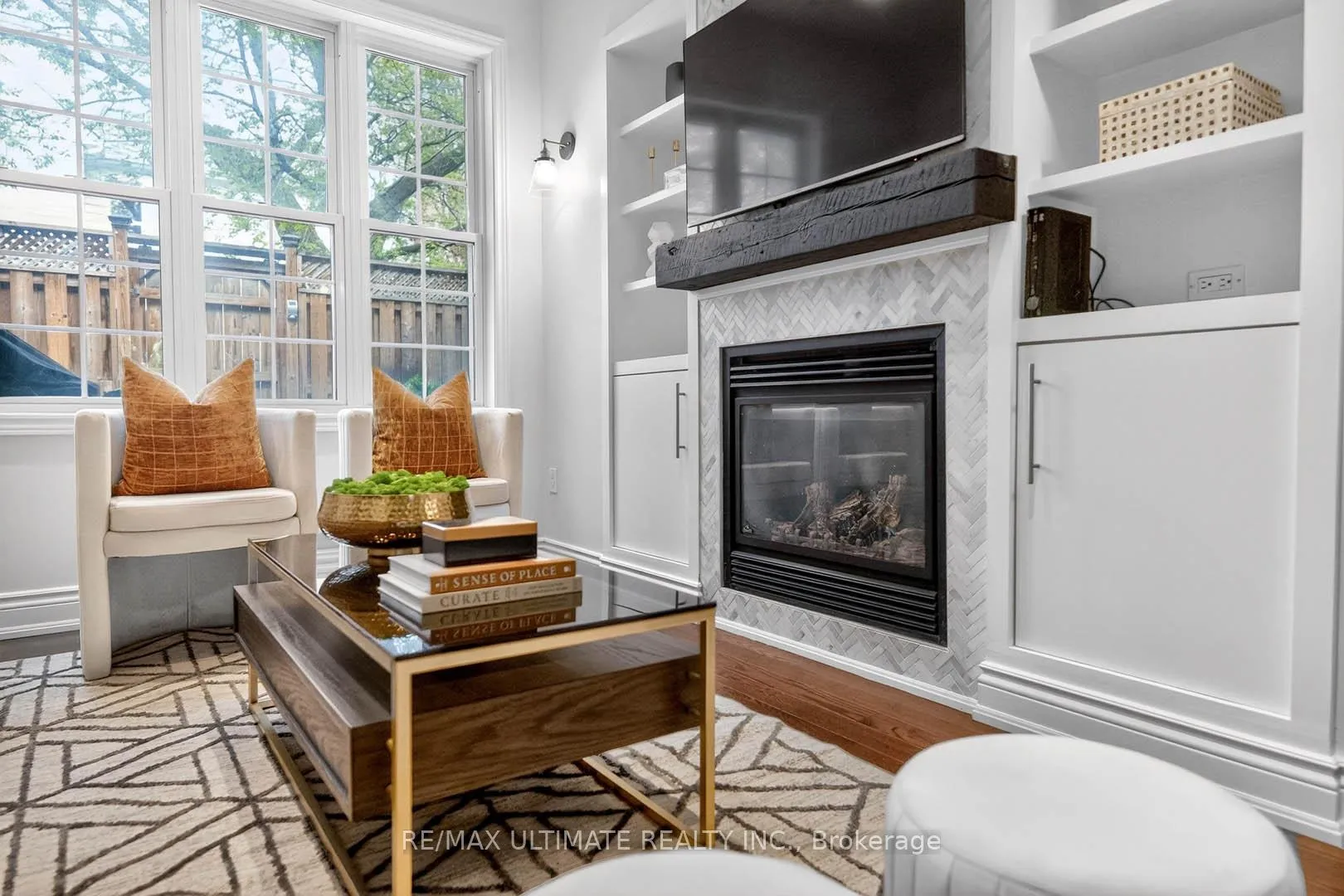 Photo 6 of 4 Bridgman Avenue, Toronto, Casa Loma — HOMEH