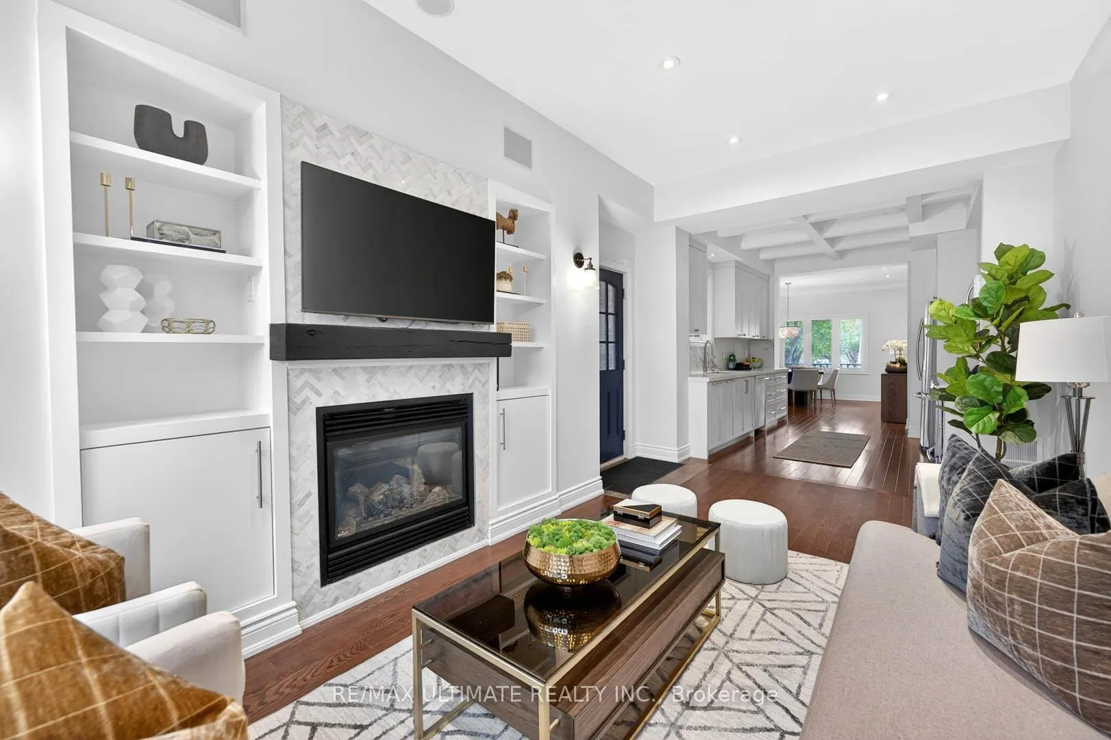 Photo 14 of 4 Bridgman Avenue, Toronto, Casa Loma — HOMEH