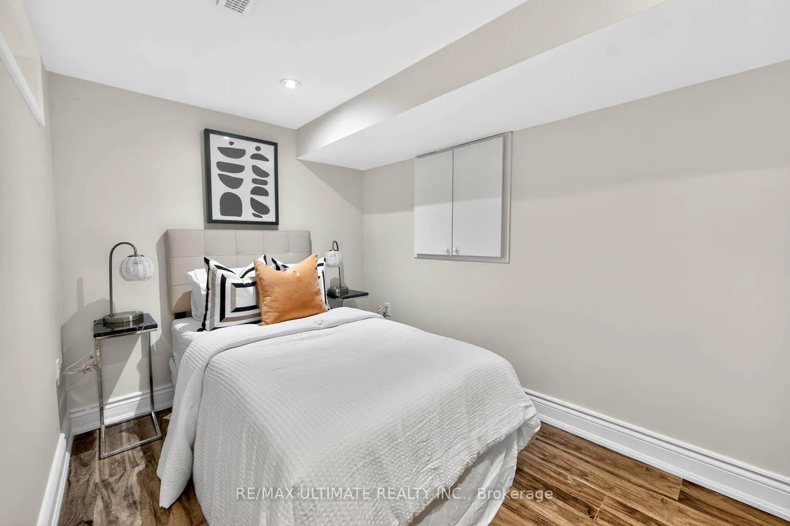 Photo 38 of 4 Bridgman Avenue, Toronto, Casa Loma — HOMEH