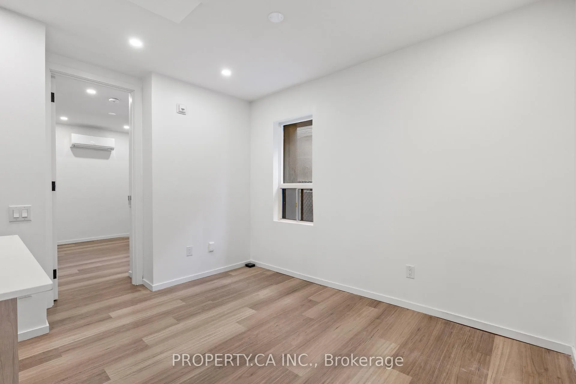 Photo 9 of Unit 203, 1989 Yonge Street, Toronto, Mount Pleasant West — HOMEH